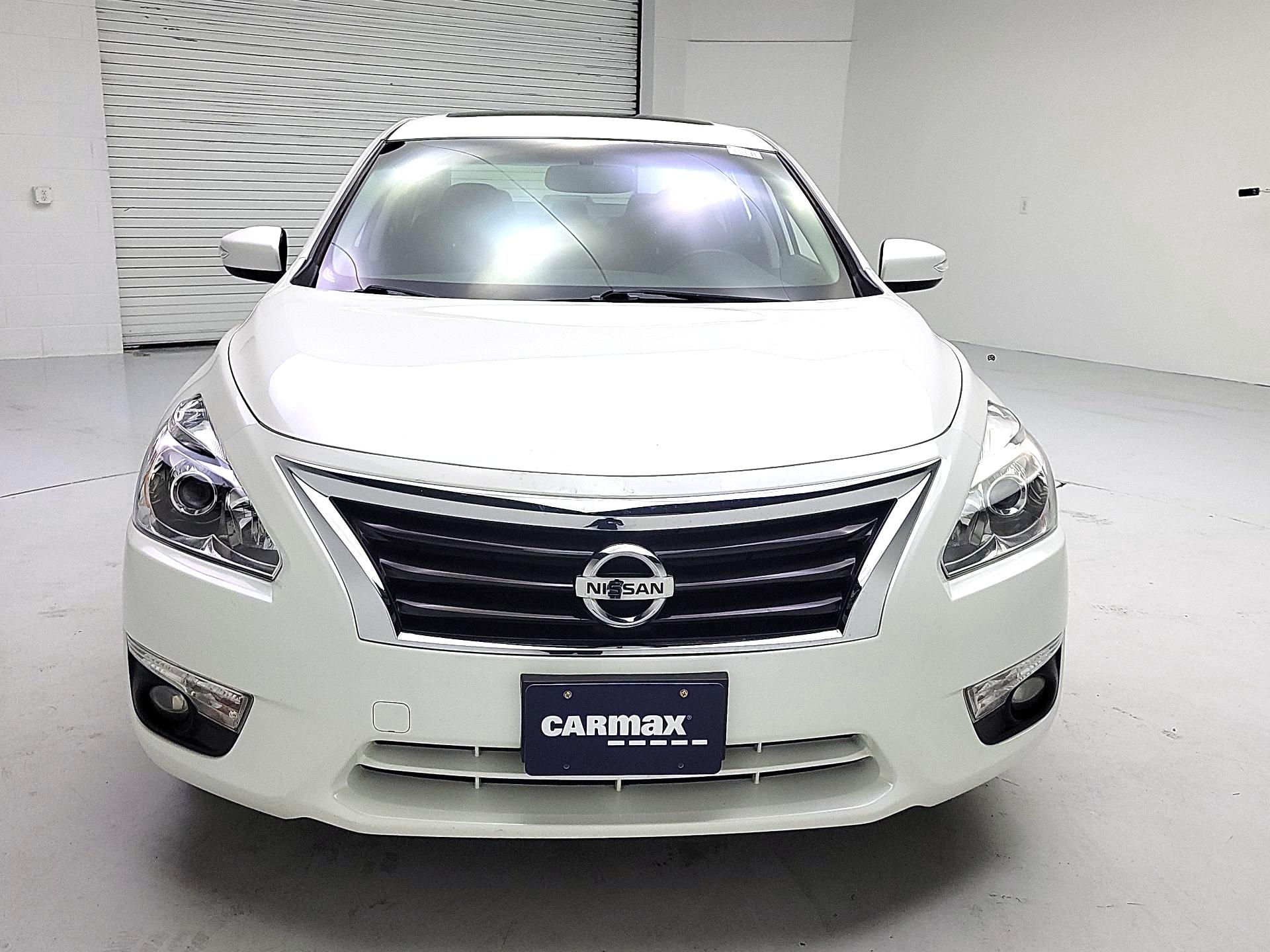 Thumbnail: 2015 Nissan Altima - 2