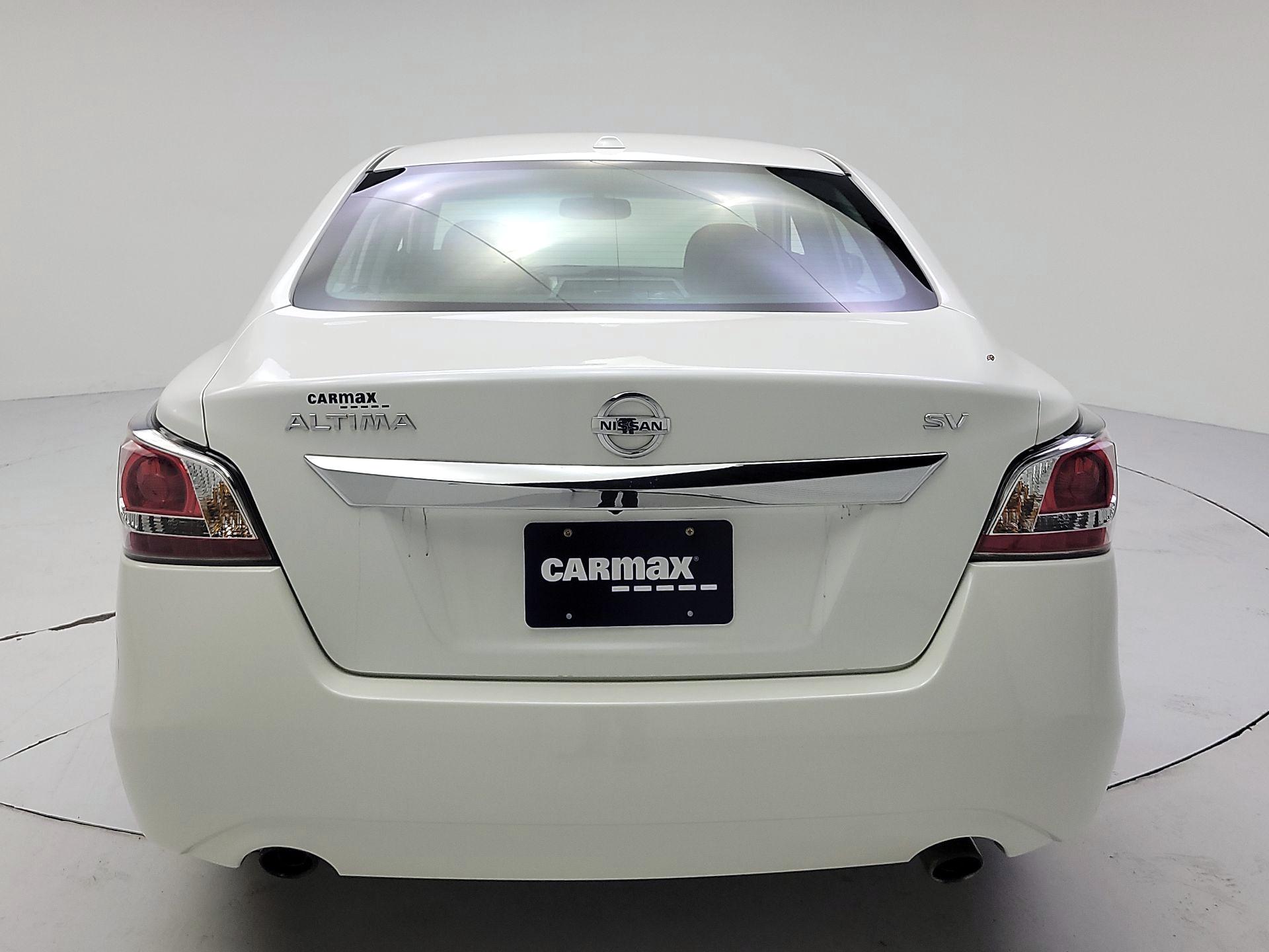 Thumbnail: 2015 Nissan Altima - 6