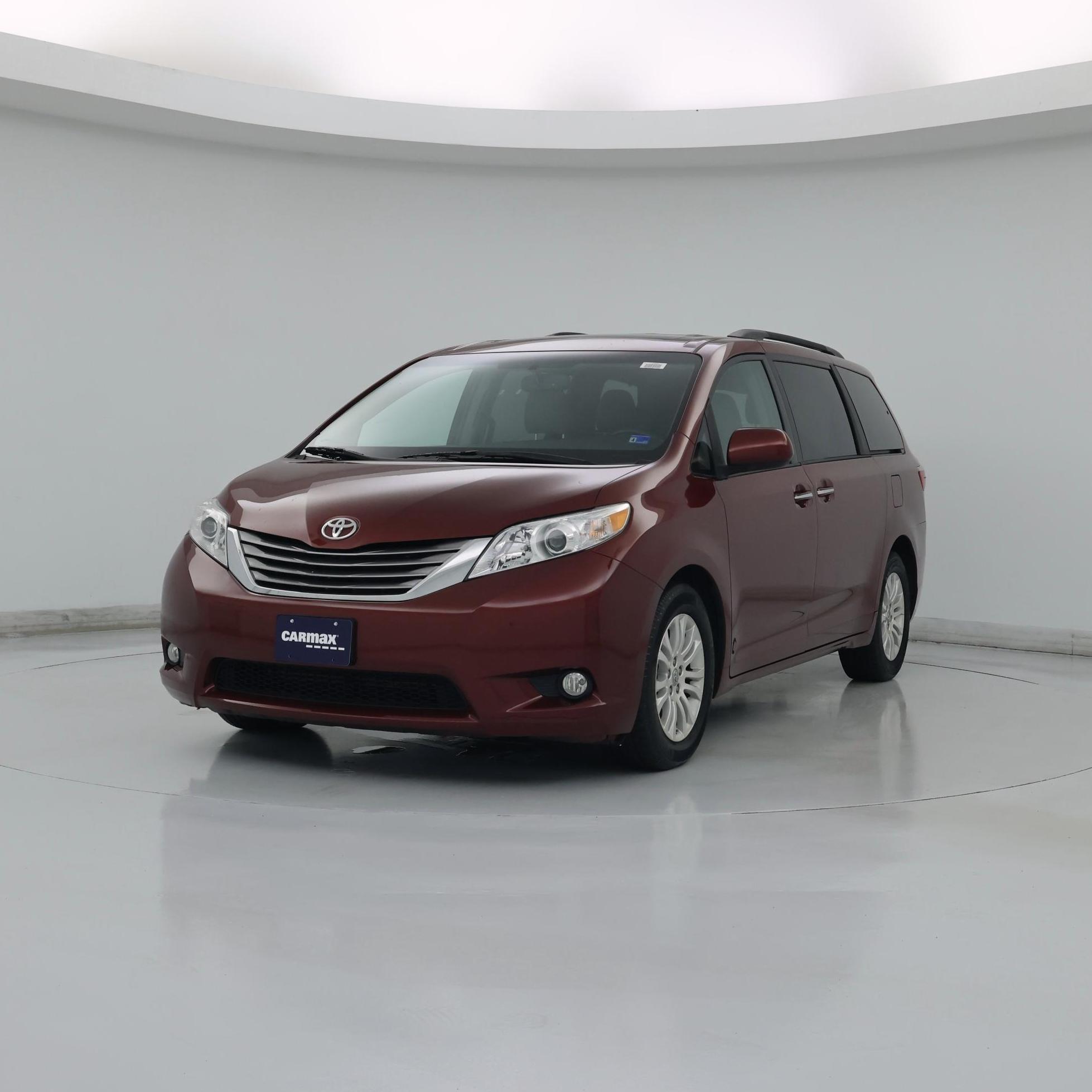 Thumbnail: 2017 Toyota Sienna - 4