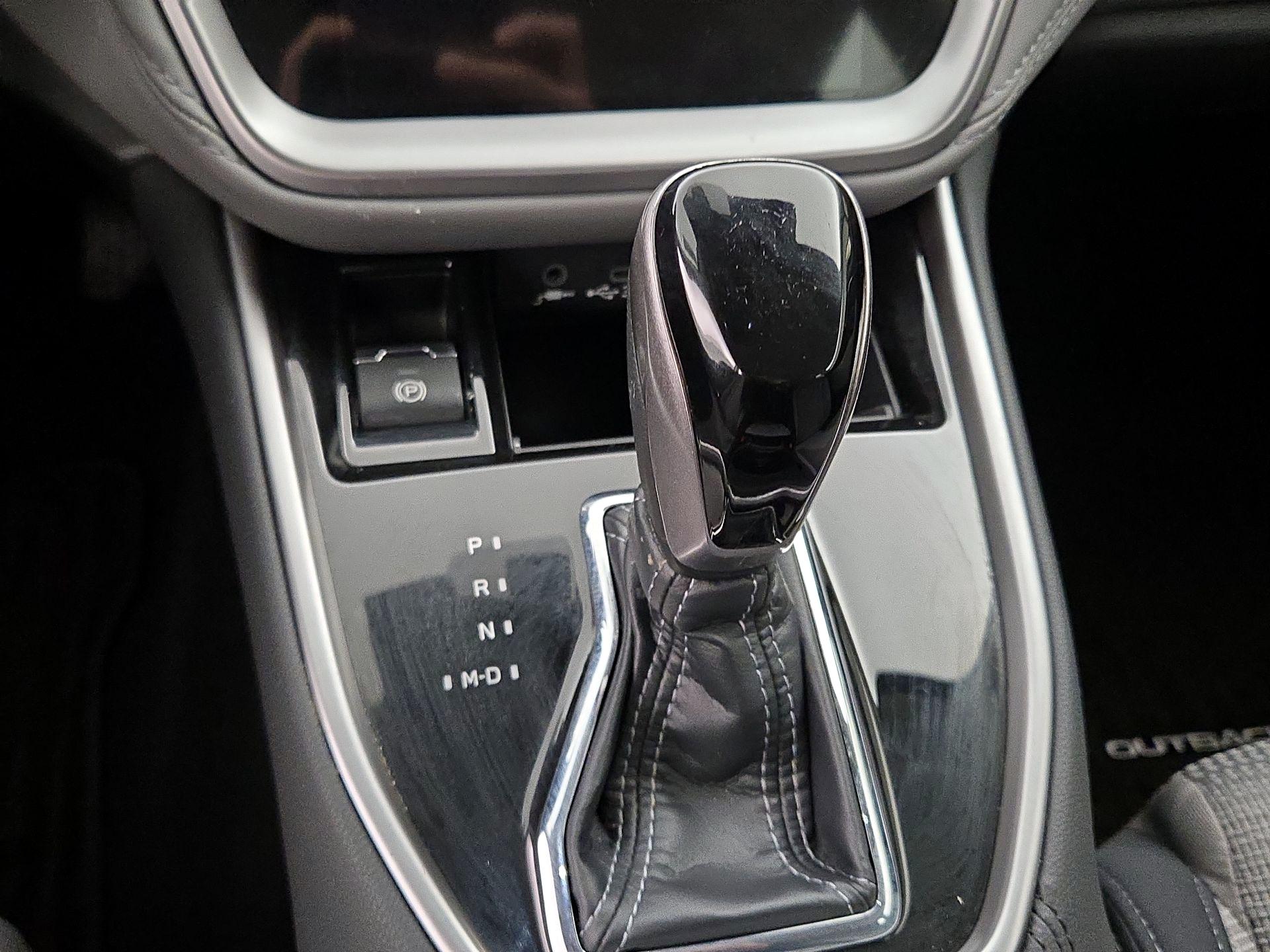 Thumbnail: 2025 Subaru Outback - 17