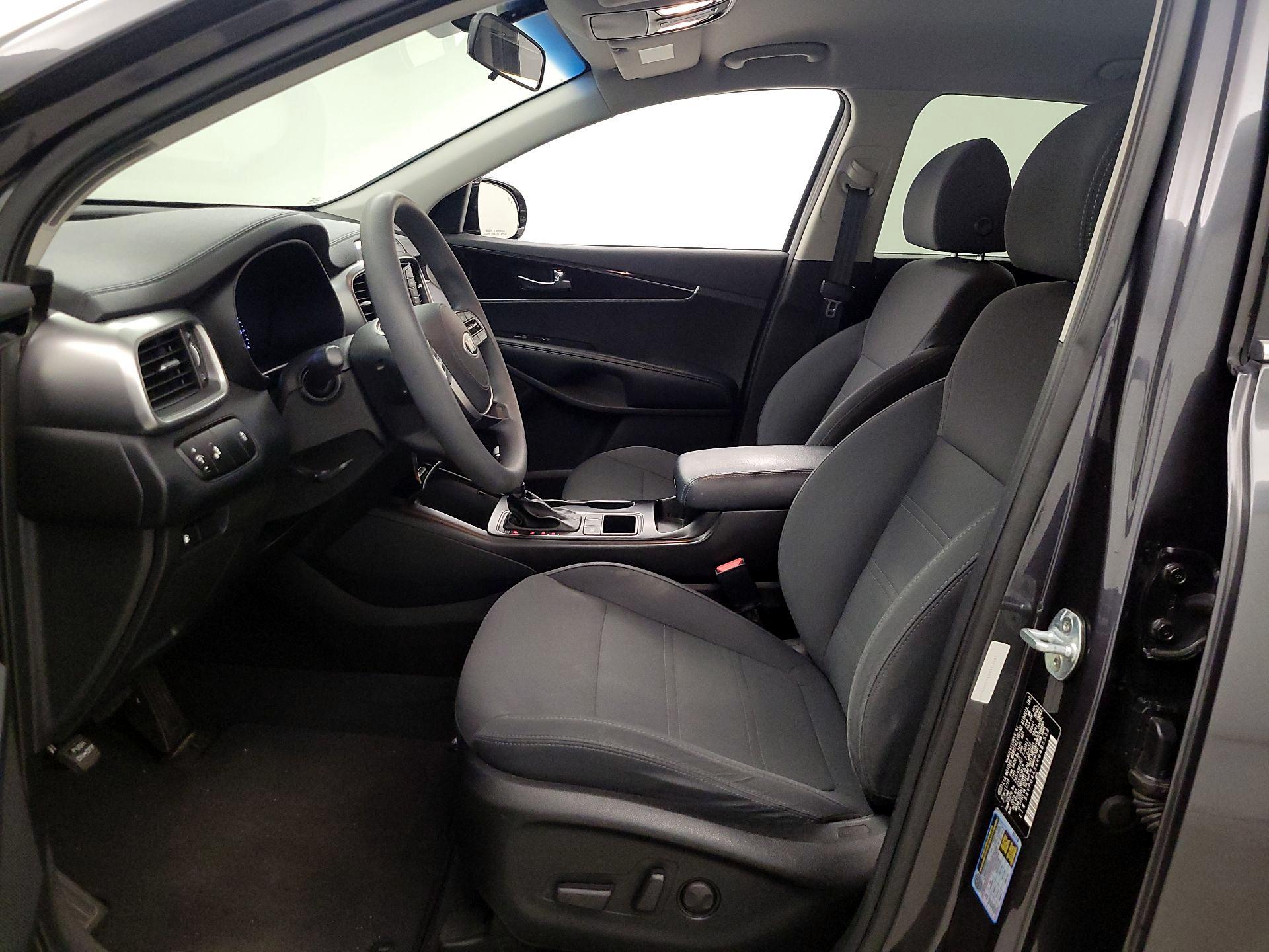 Thumbnail: 2019 Kia Sorento - 11