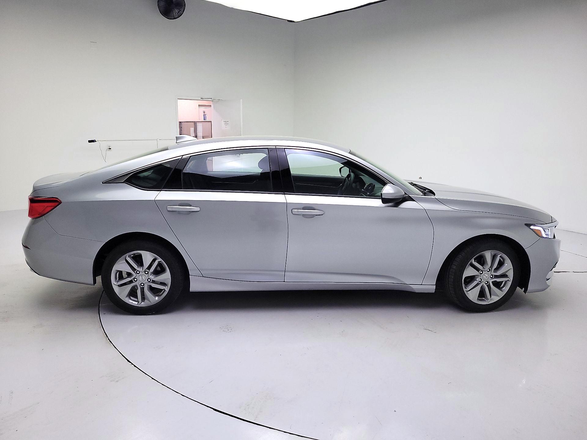 Thumbnail: 2020 Honda Accord - 4