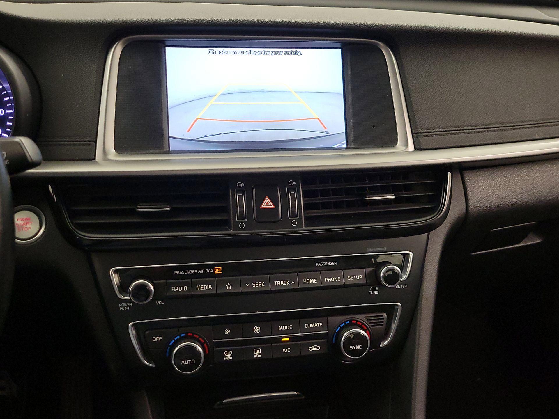 Thumbnail: 2019 Kia Optima - 14