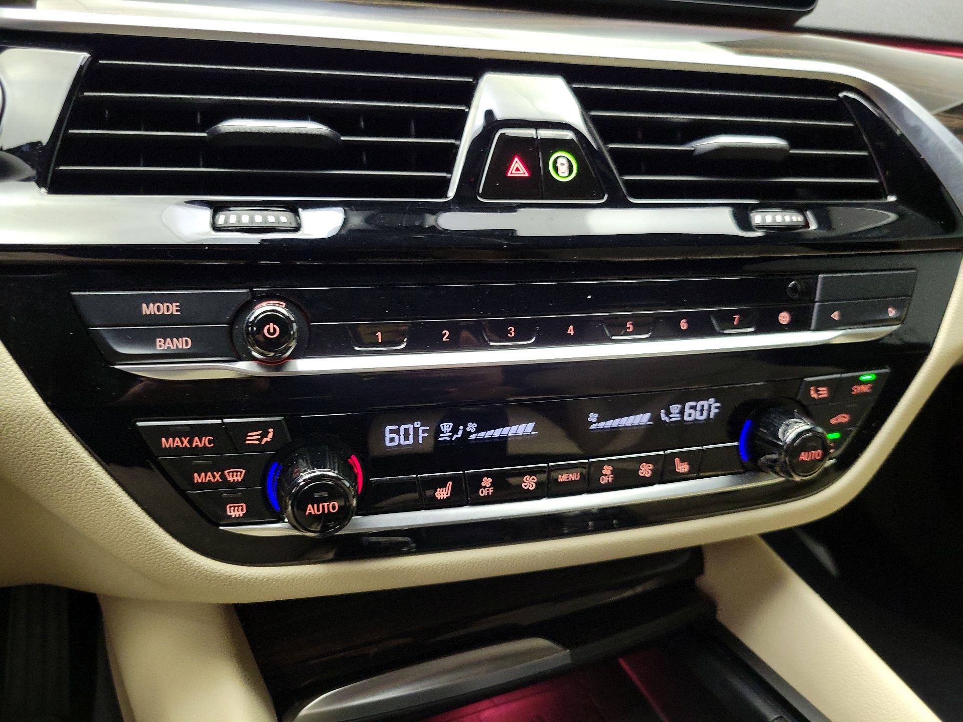 Thumbnail: 2023 BMW 5 Series - 16