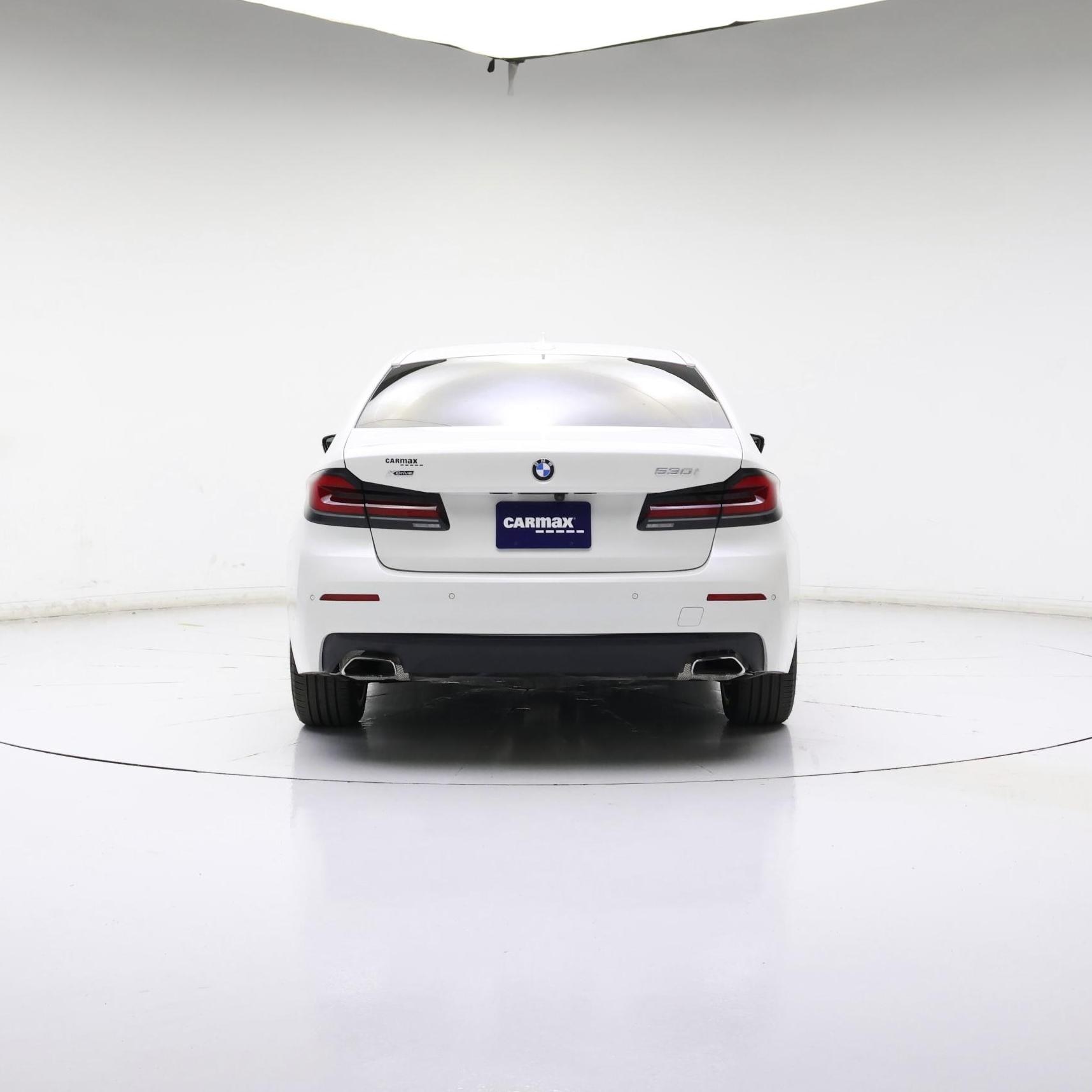 Thumbnail: 2023 BMW 5 Series - 6