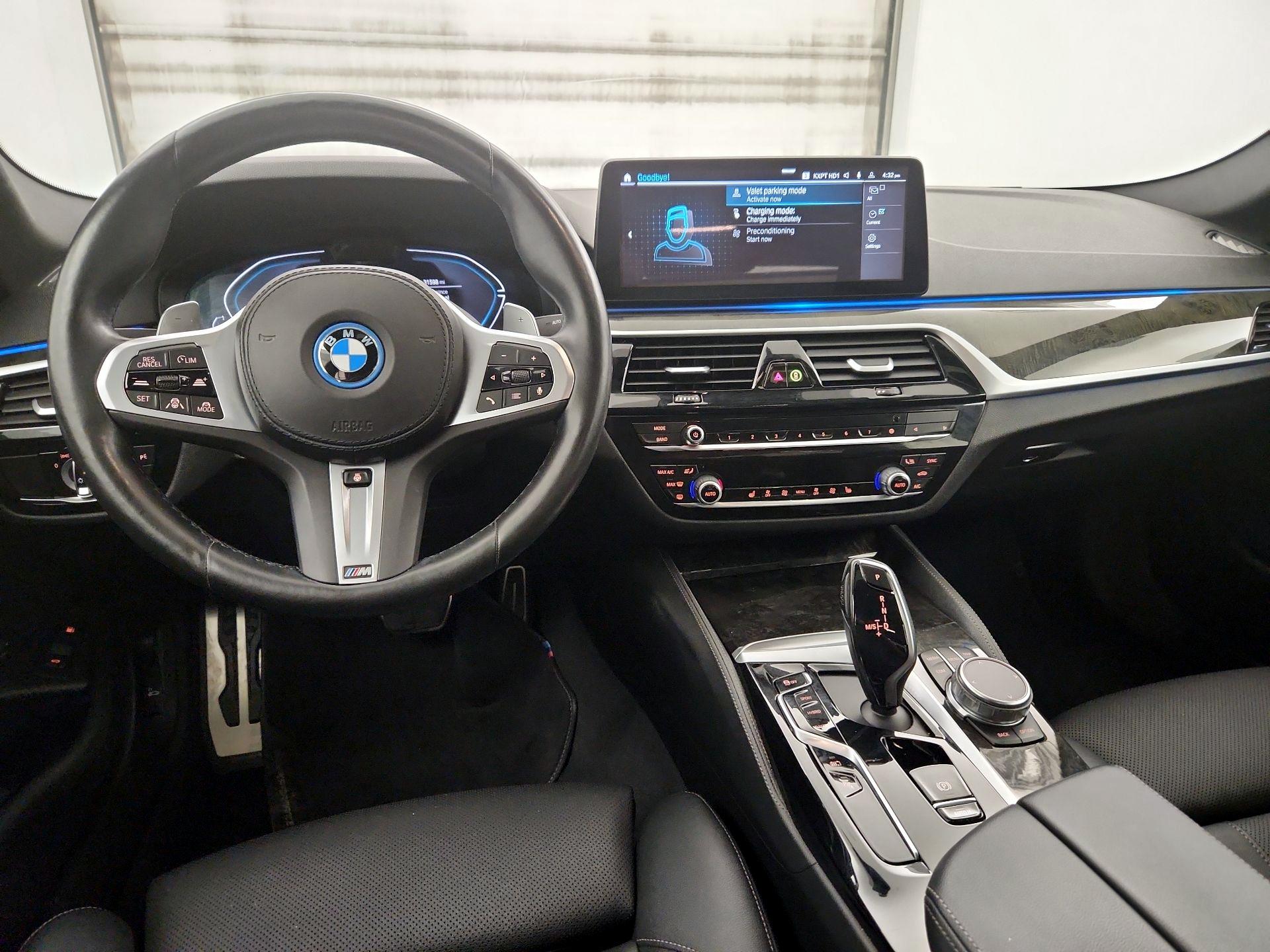 Thumbnail: 2023 BMW 5 Series - 9