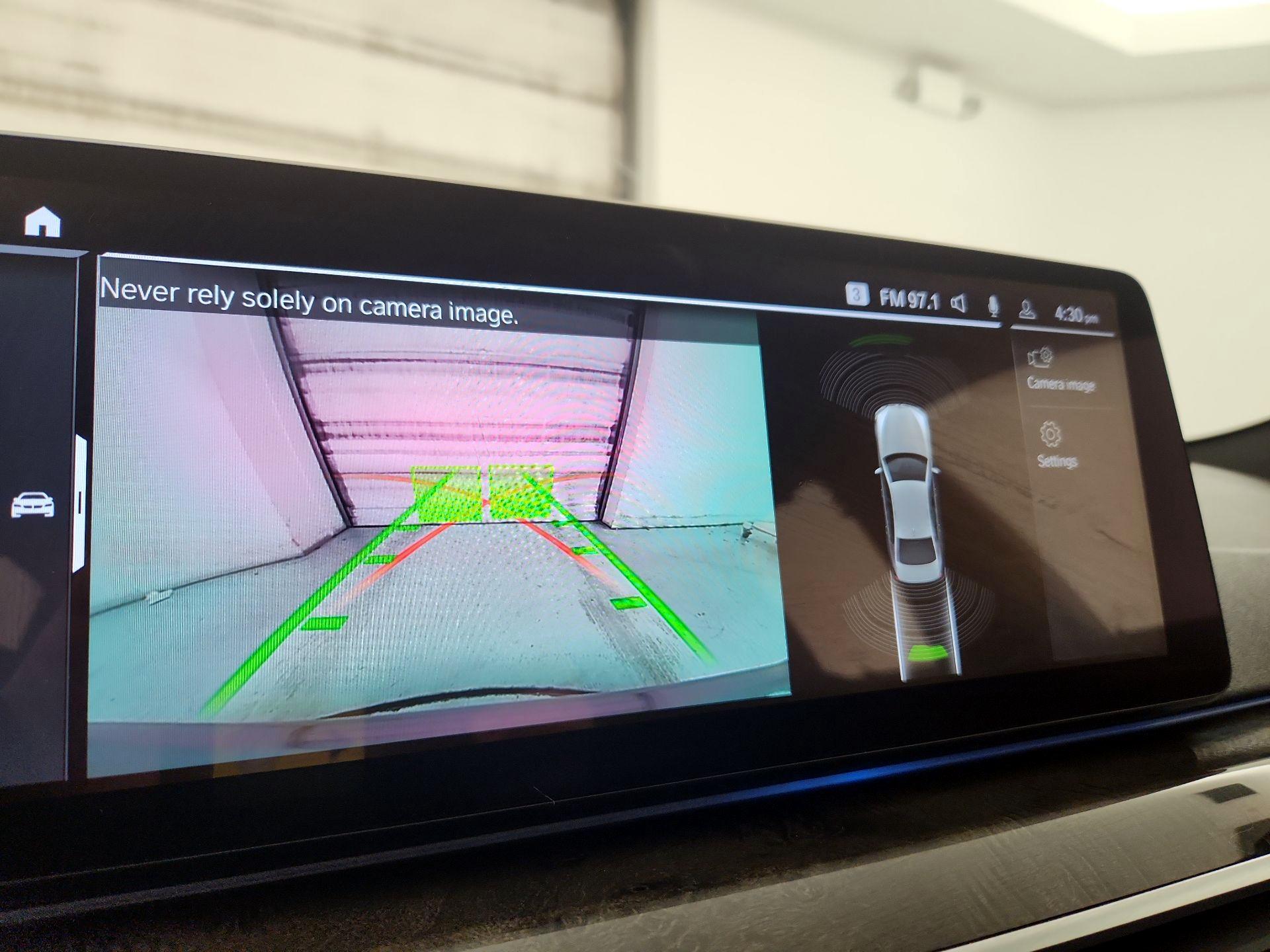 Thumbnail: 2023 BMW 5 Series - 15