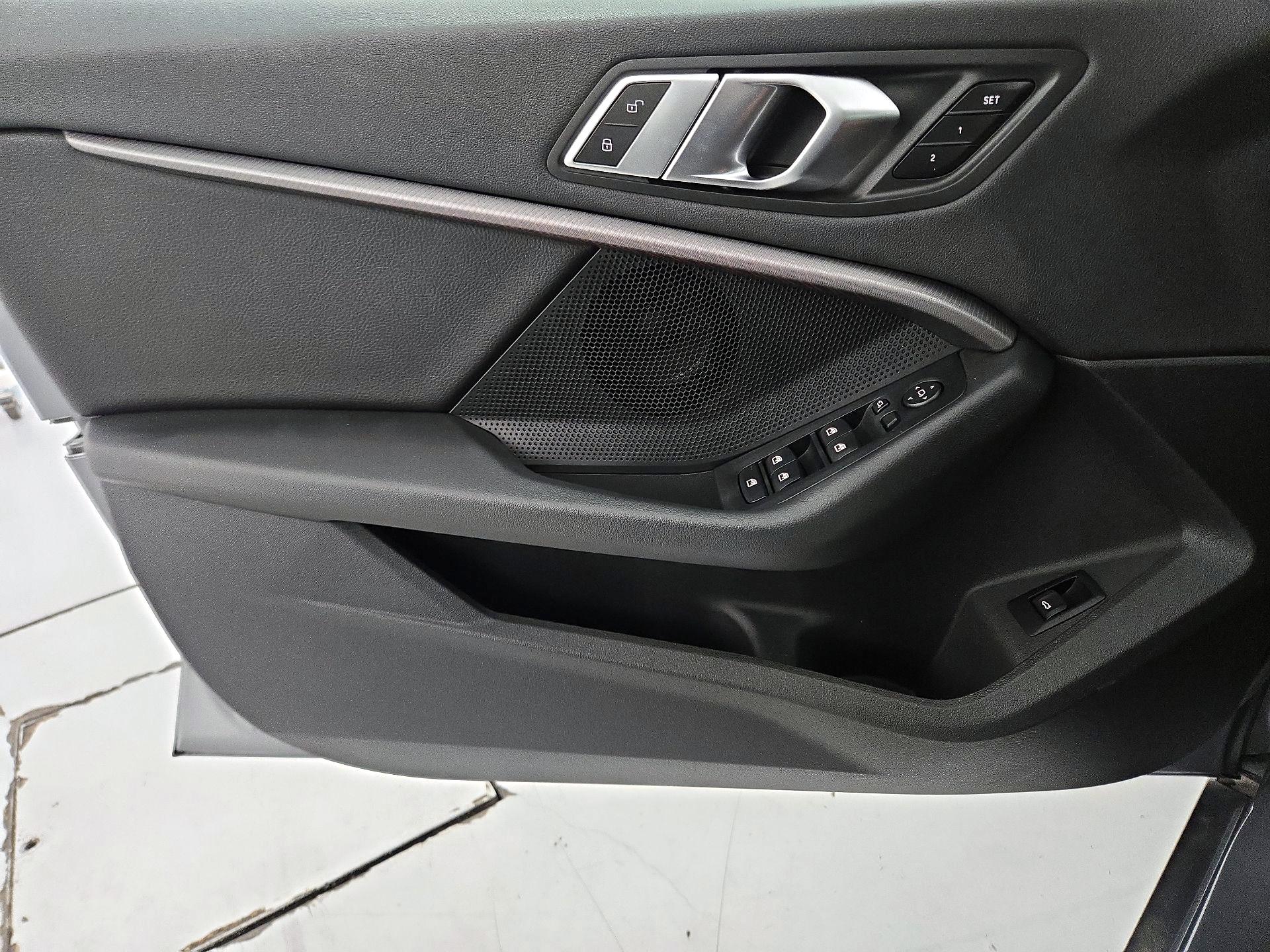 Thumbnail: 2023 BMW 2 Series - 12