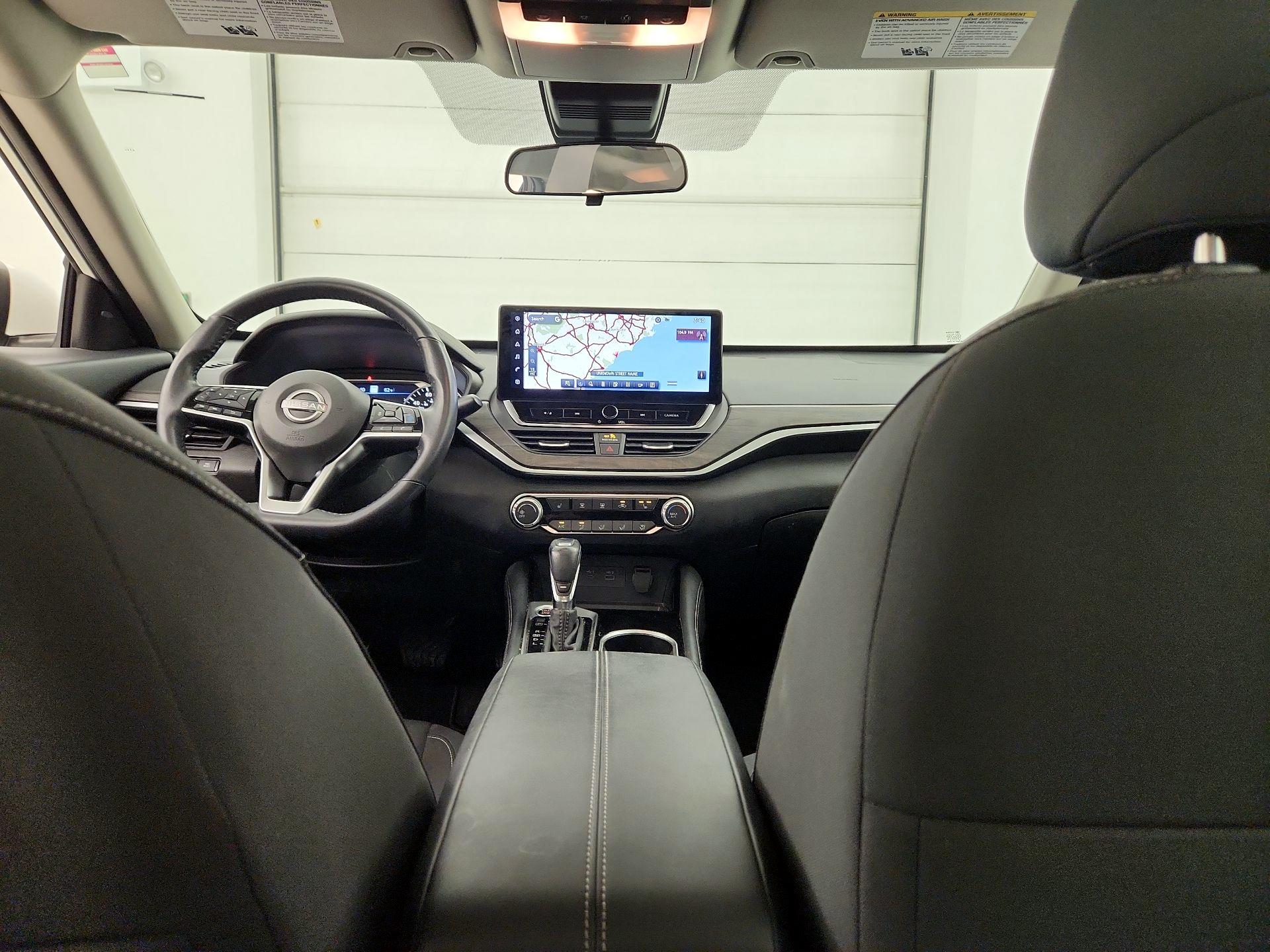 Thumbnail: 2023 Nissan Altima - 9