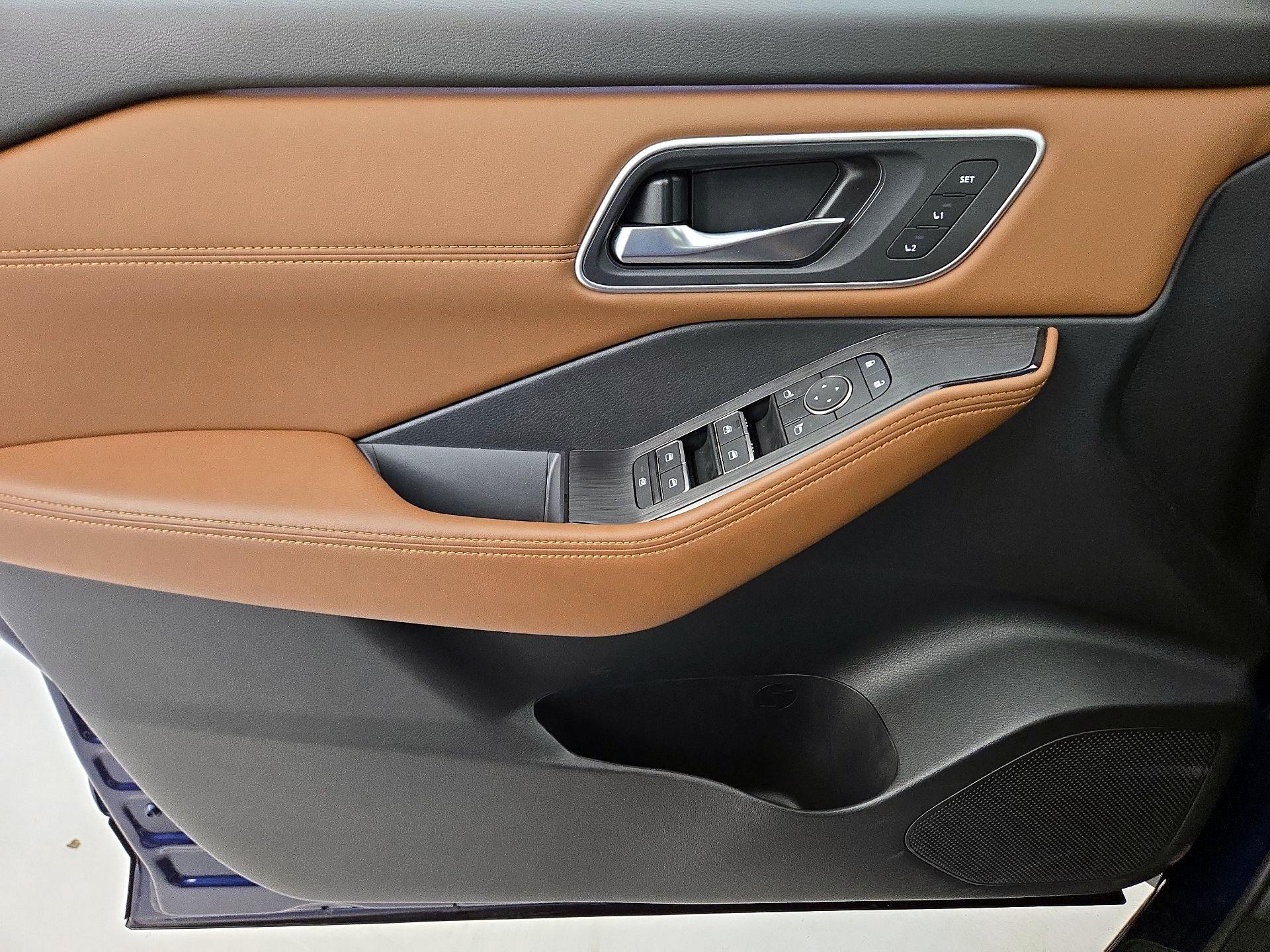 Thumbnail: 2024 Nissan Rogue - 12