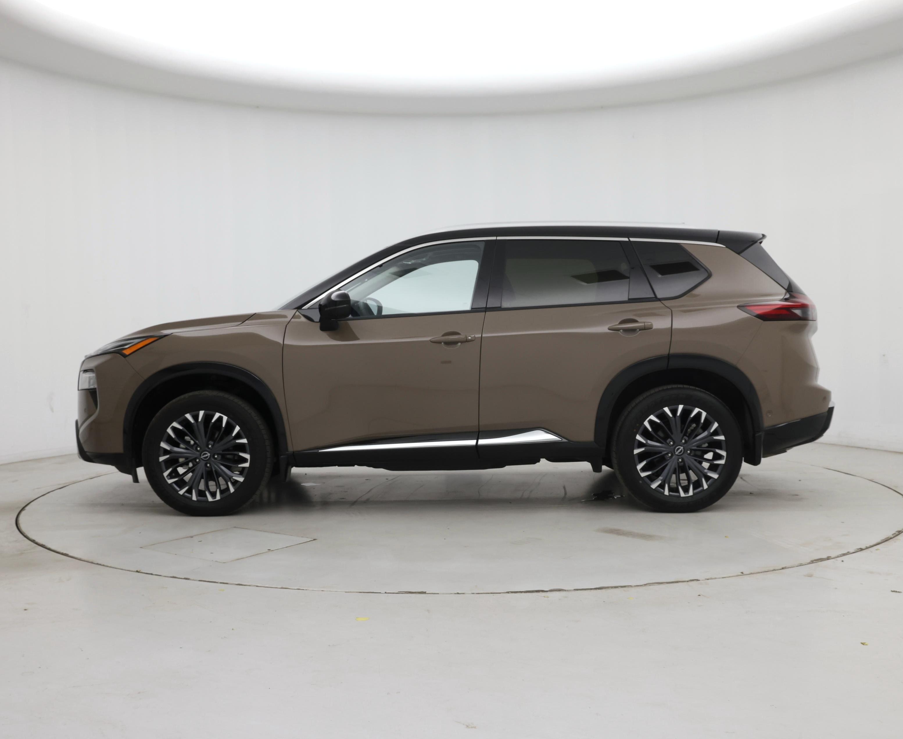 Thumbnail: 2024 Nissan Rogue - 3