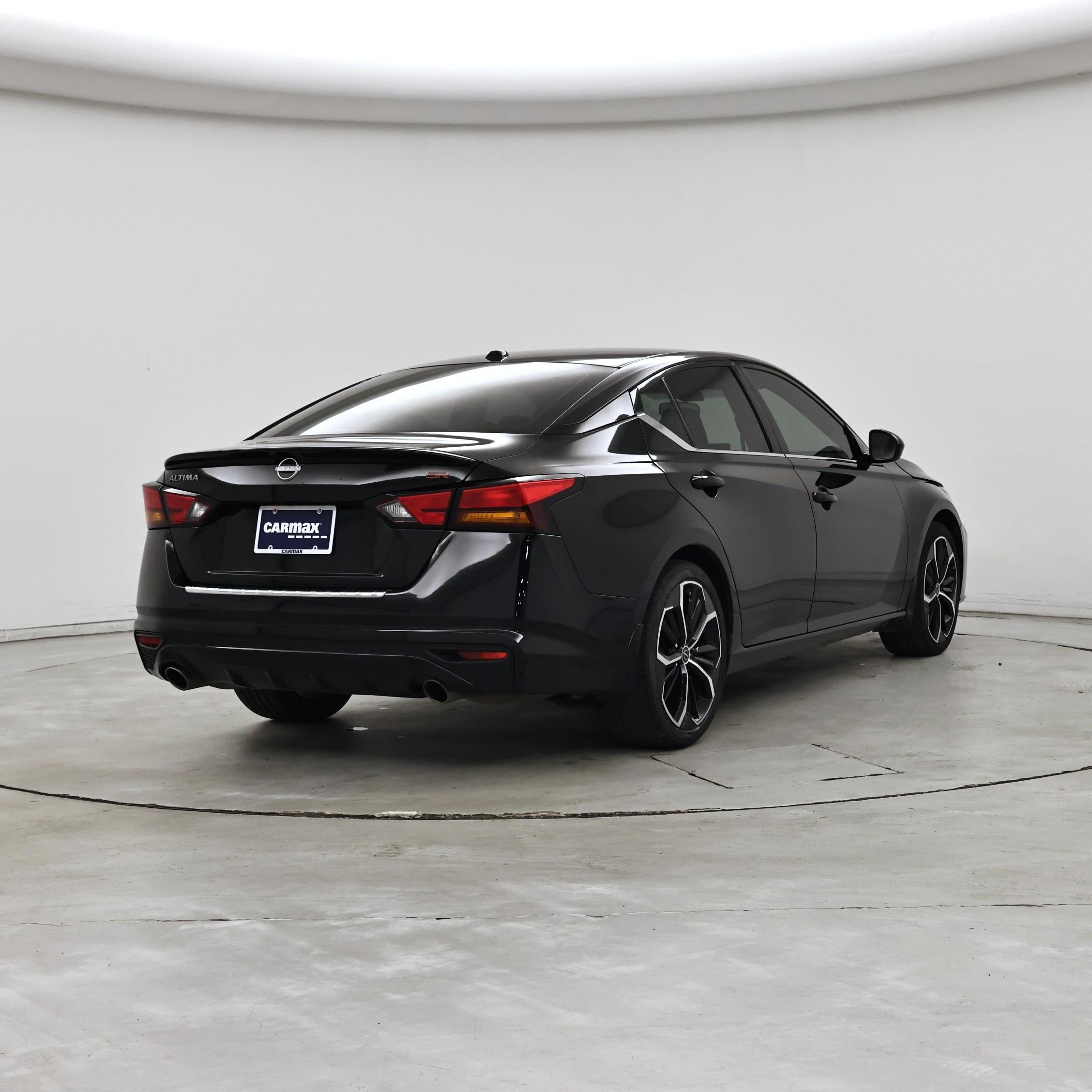 Thumbnail: 2023 Nissan Altima - 8