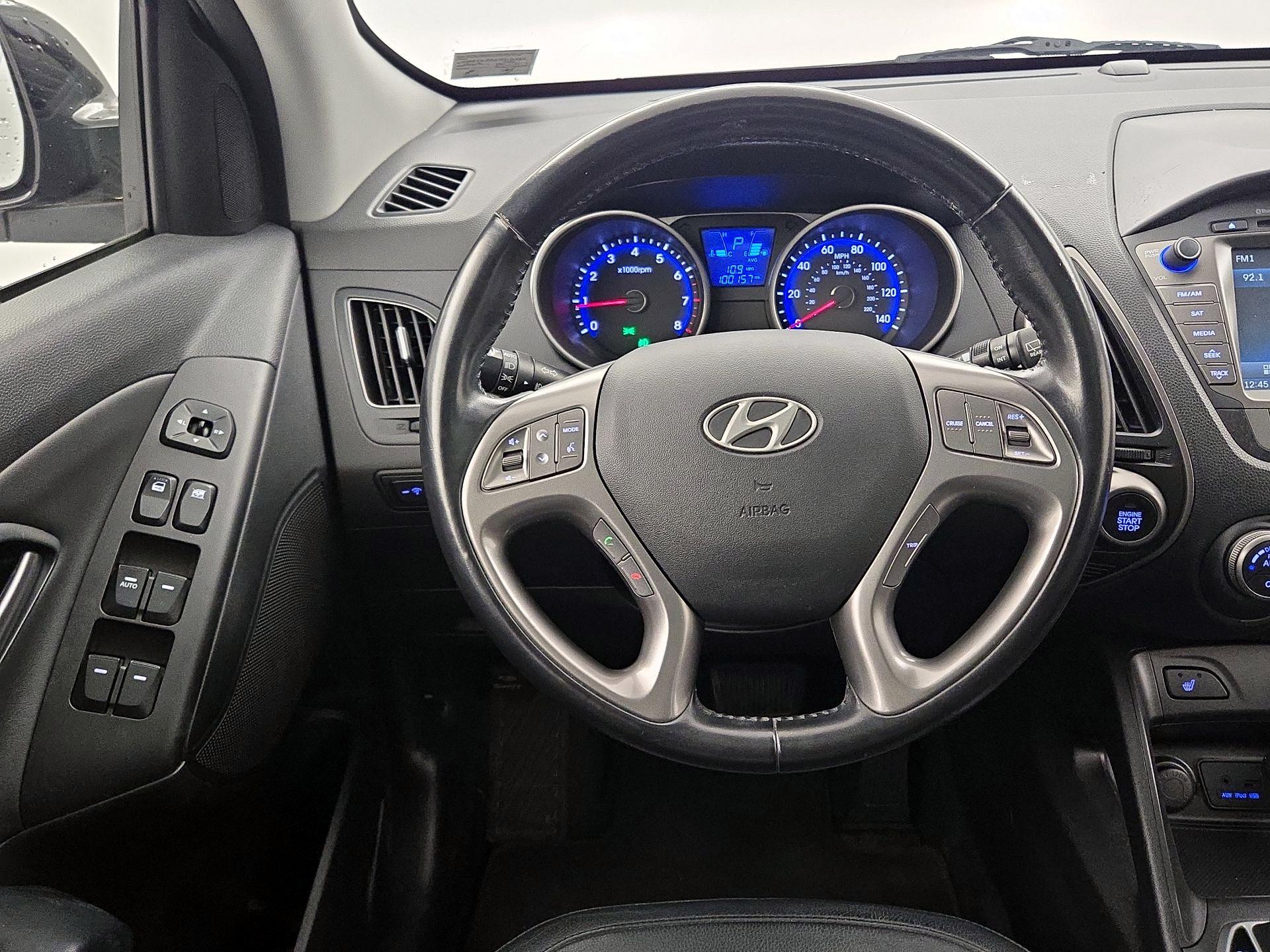 Thumbnail: 2014 Hyundai Tucson - 10