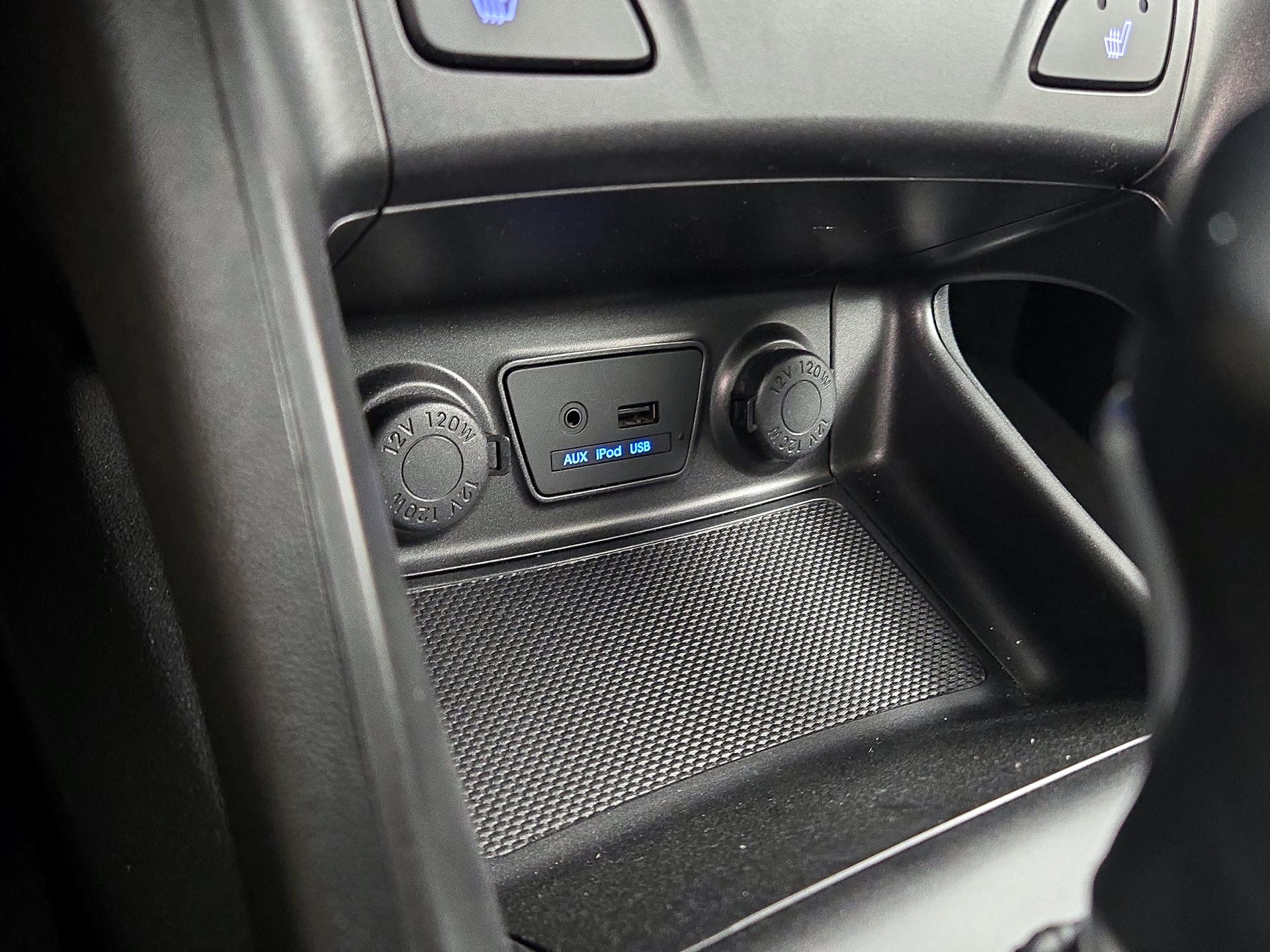 Thumbnail: 2014 Hyundai Tucson - 19