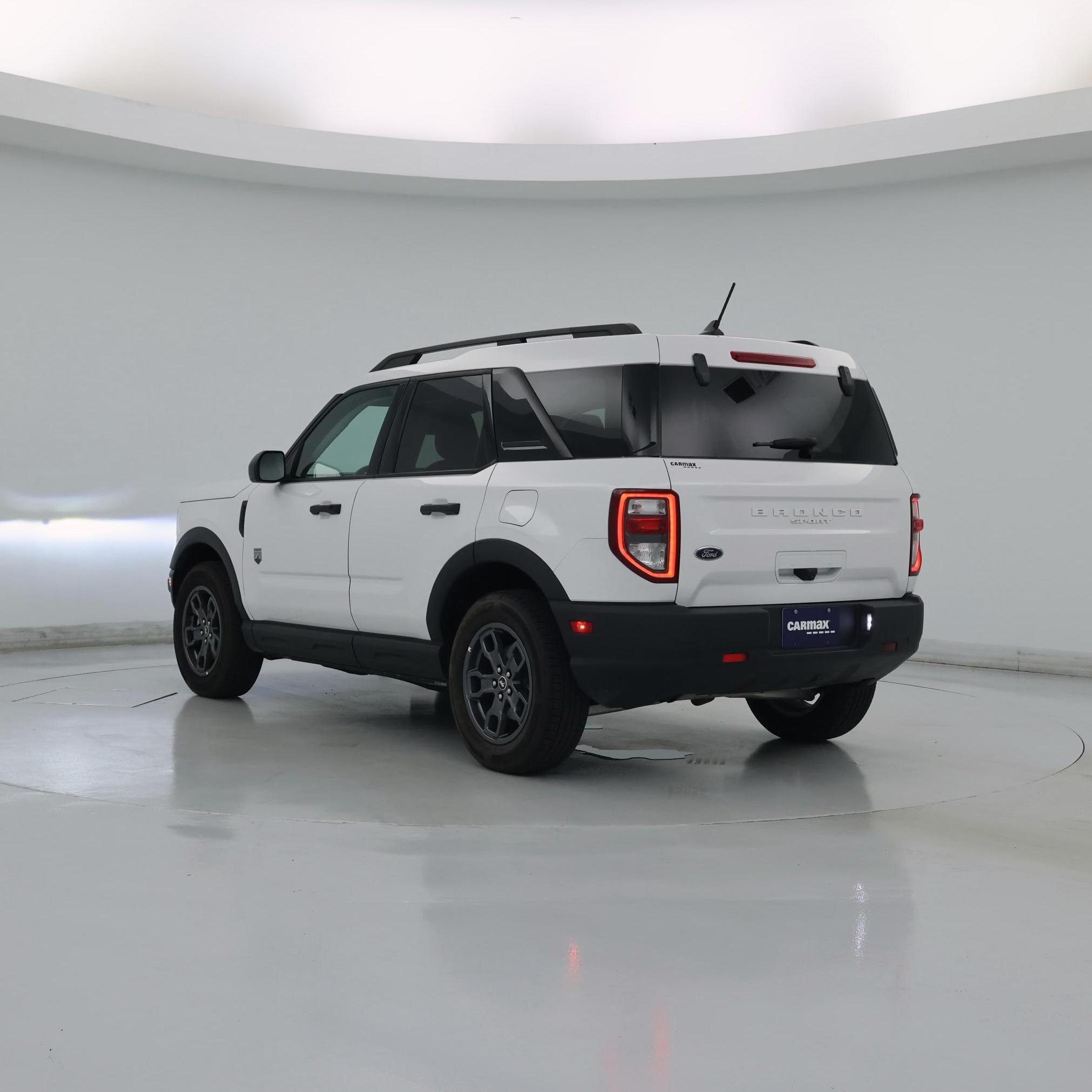 Thumbnail: 2022 Ford Bronco Sport - 2