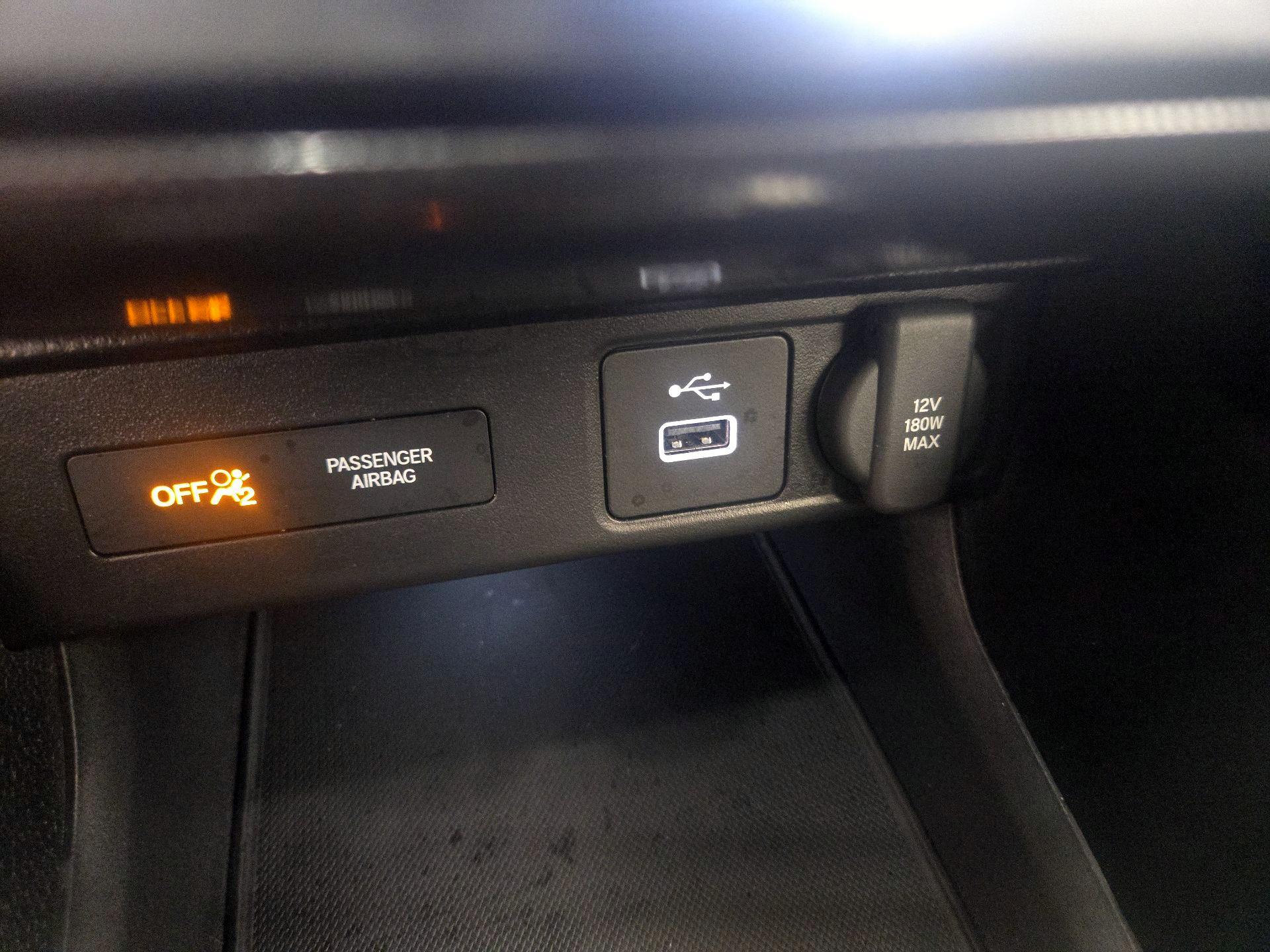 Thumbnail: 2025 Acura Integra - 18