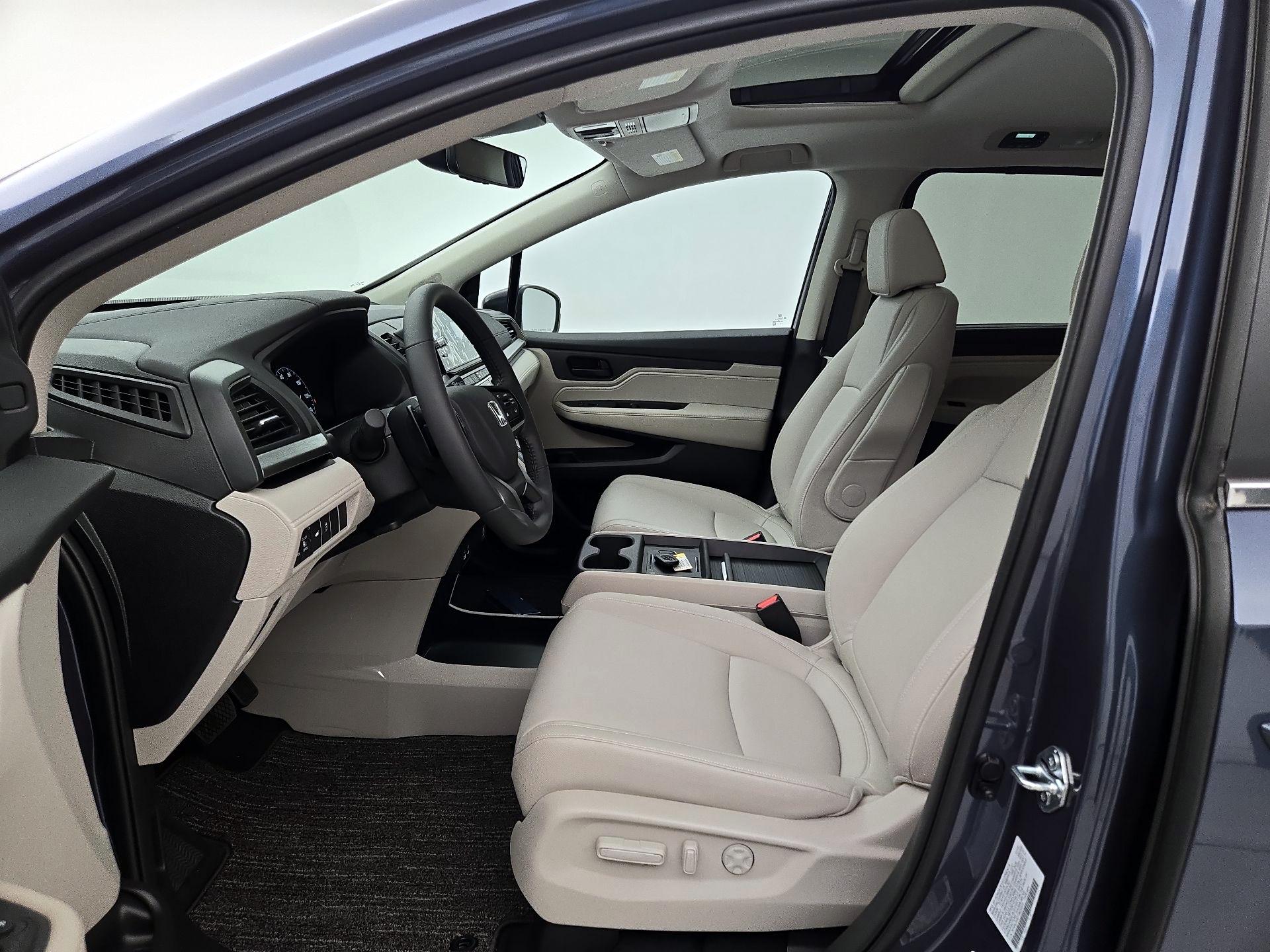Thumbnail: 2026 Honda Odyssey - 11