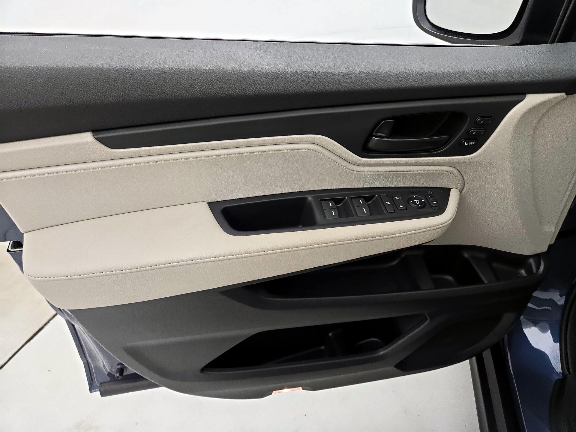 Thumbnail: 2026 Honda Odyssey - 12