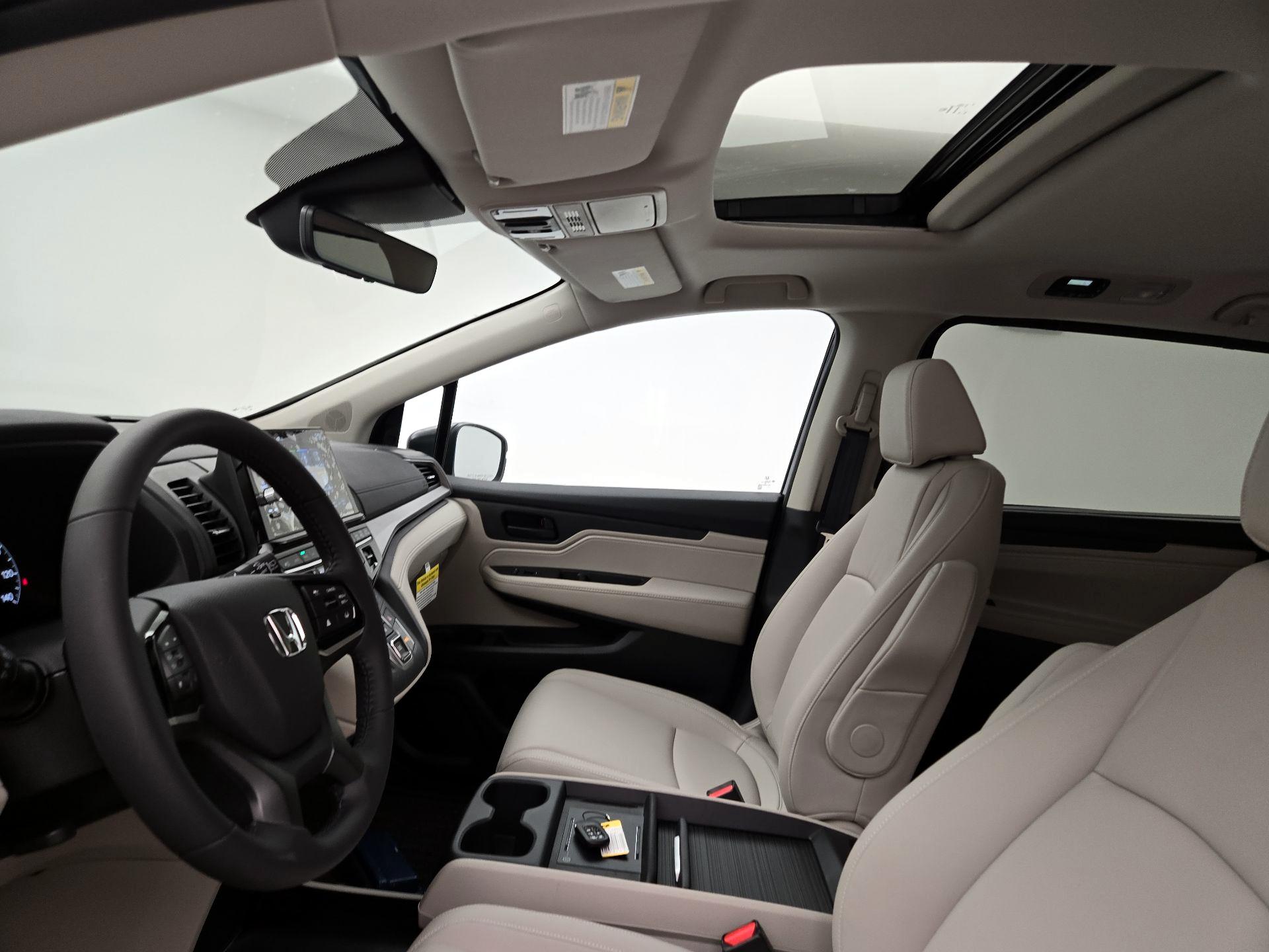 Thumbnail: 2026 Honda Odyssey - 19