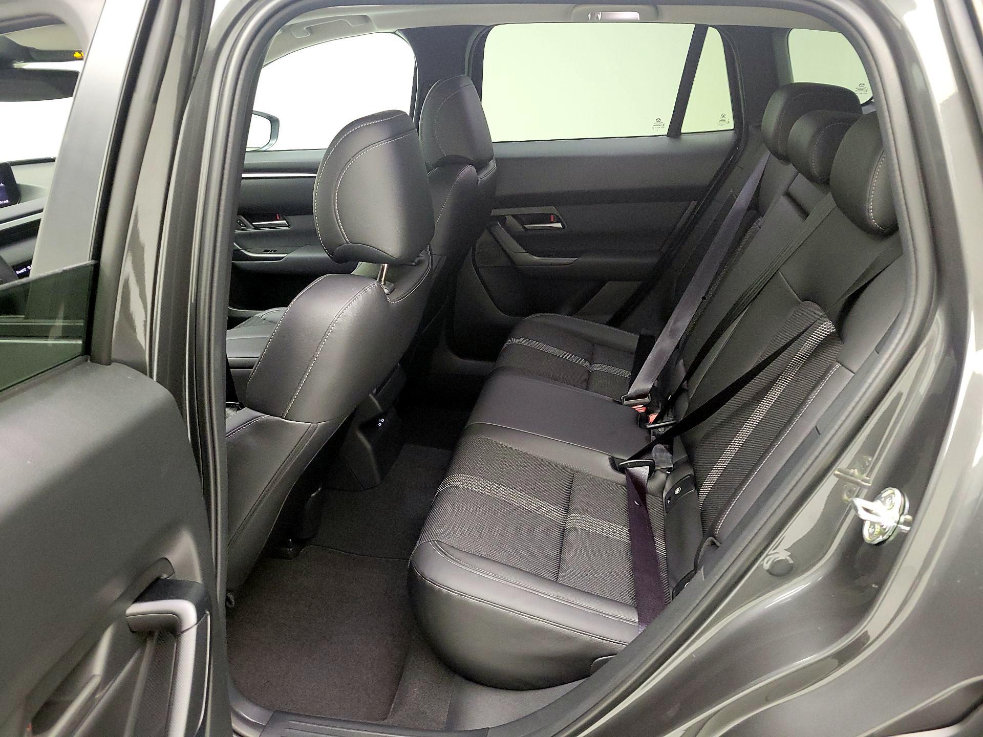 Thumbnail: 2026 Mazda CX-50 - 18