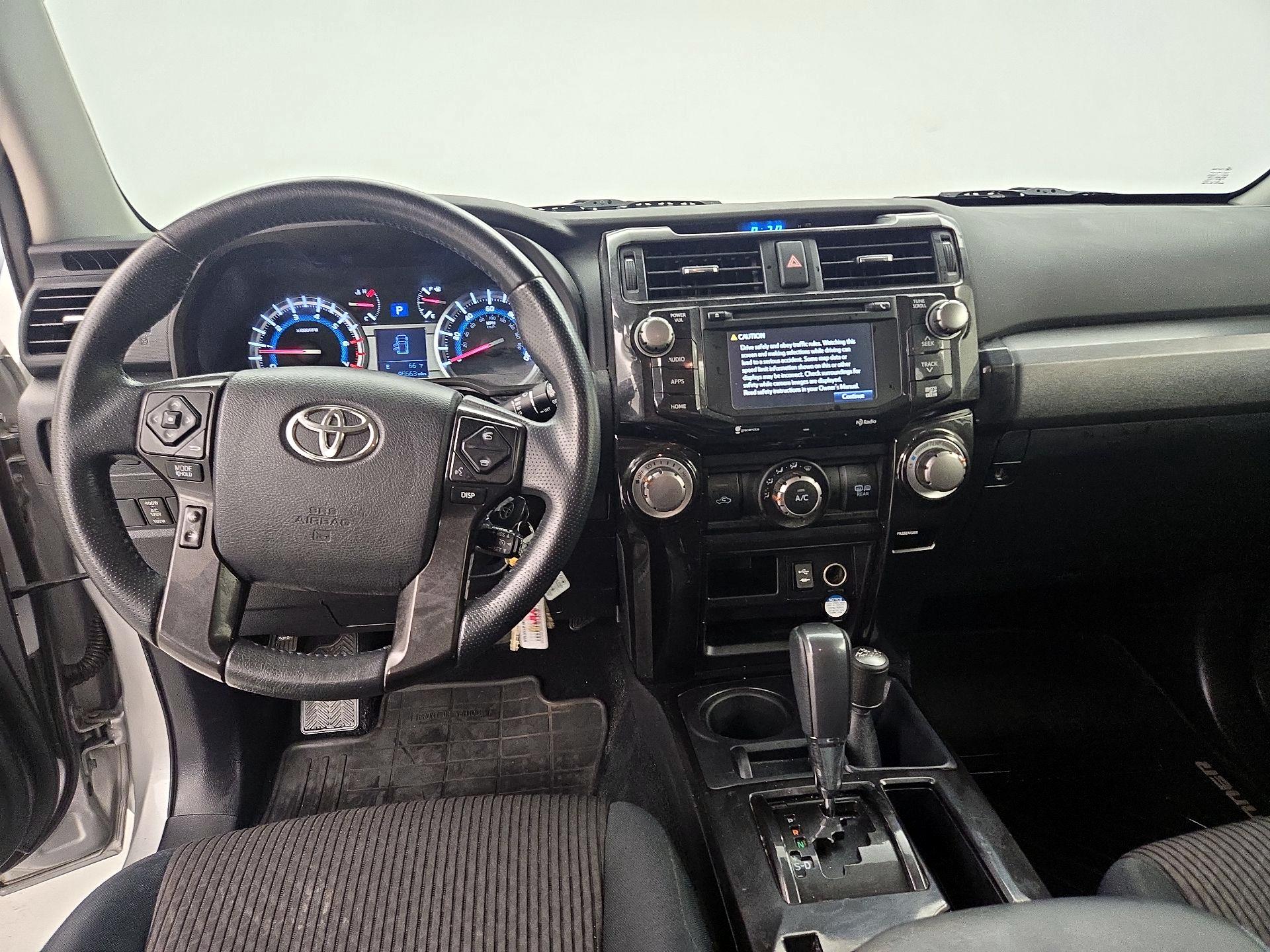 Thumbnail: 2015 Toyota 4Runner - 9