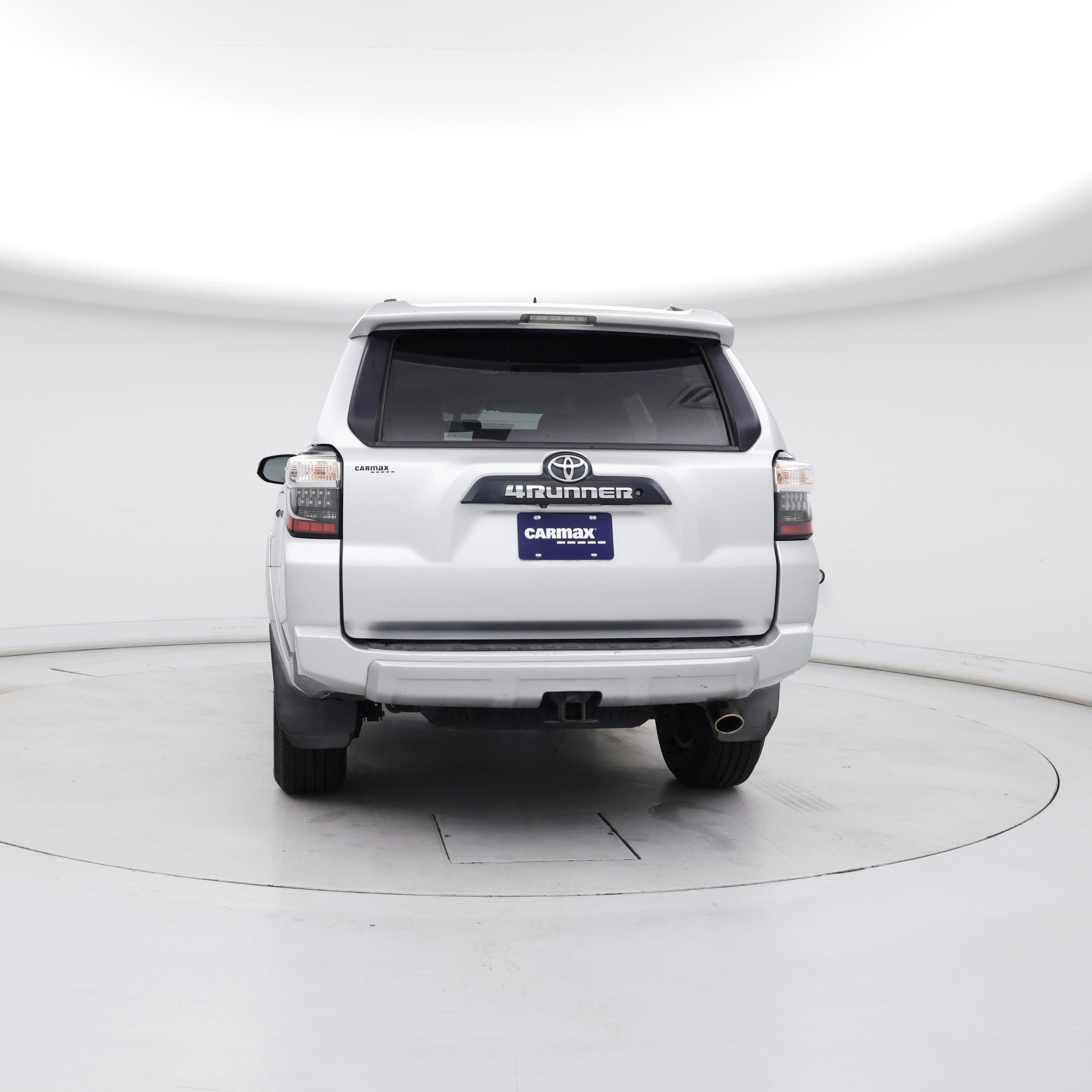 Thumbnail: 2015 Toyota 4Runner - 6