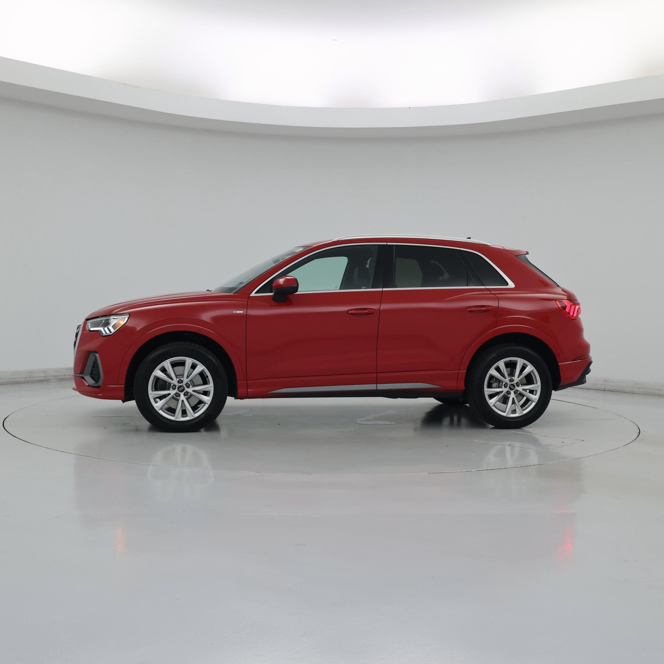 Thumbnail: 2025 Audi Q3 - 3
