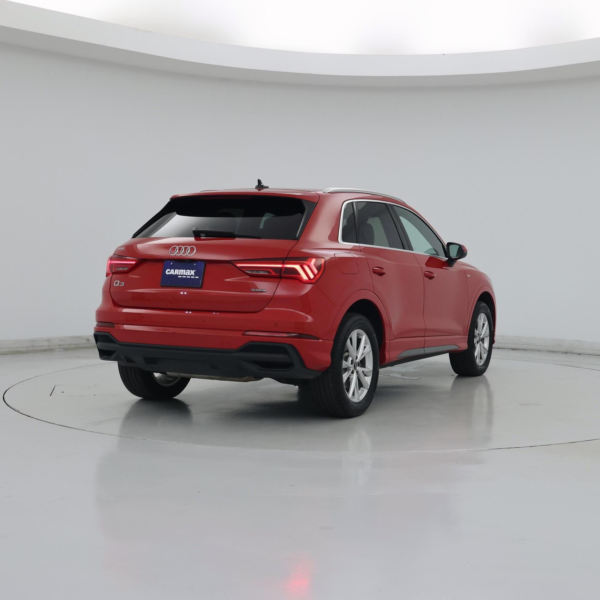 Thumbnail: 2025 Audi Q3 - 8