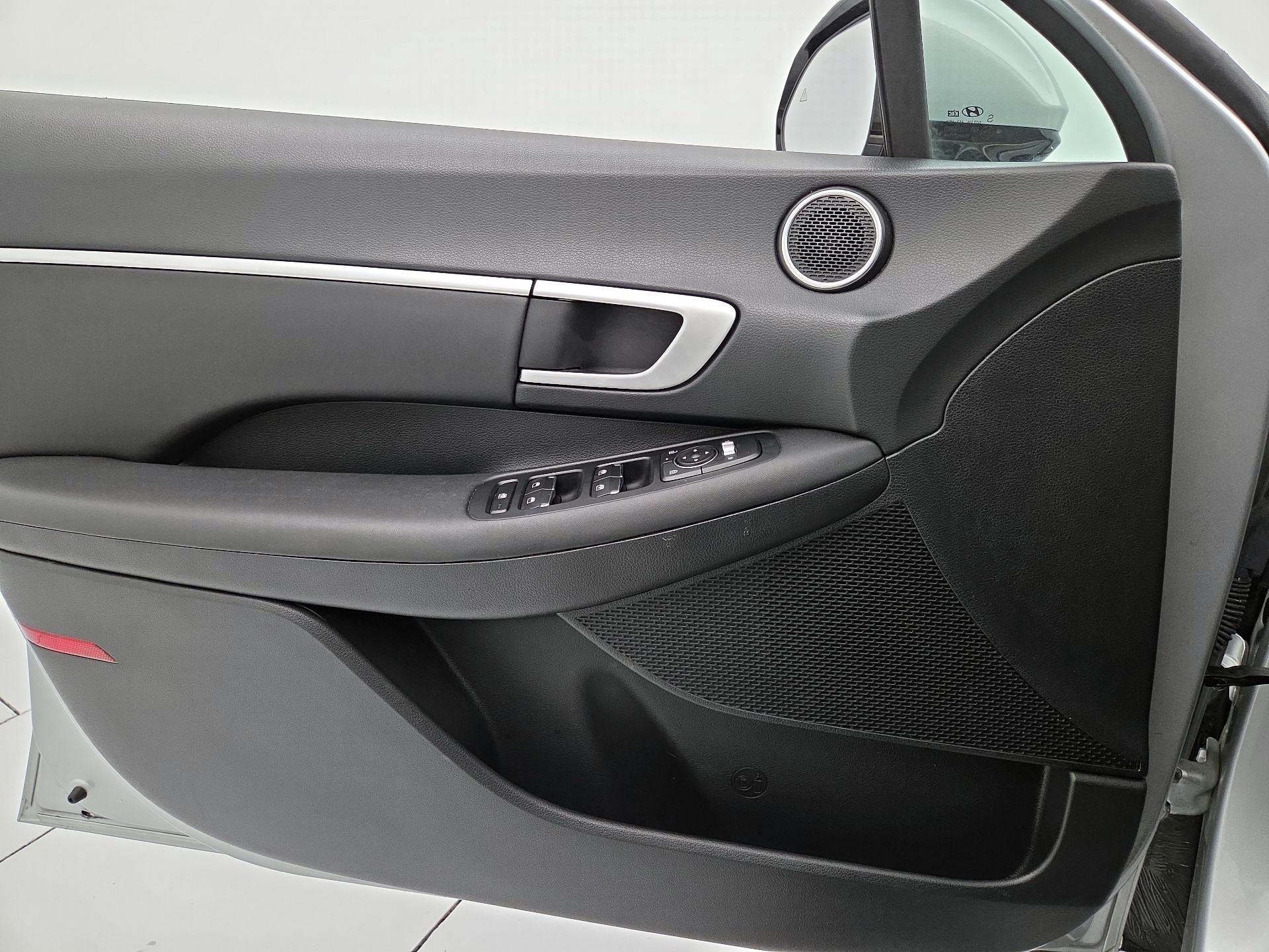 Thumbnail: 2025 Hyundai Sonata - 12