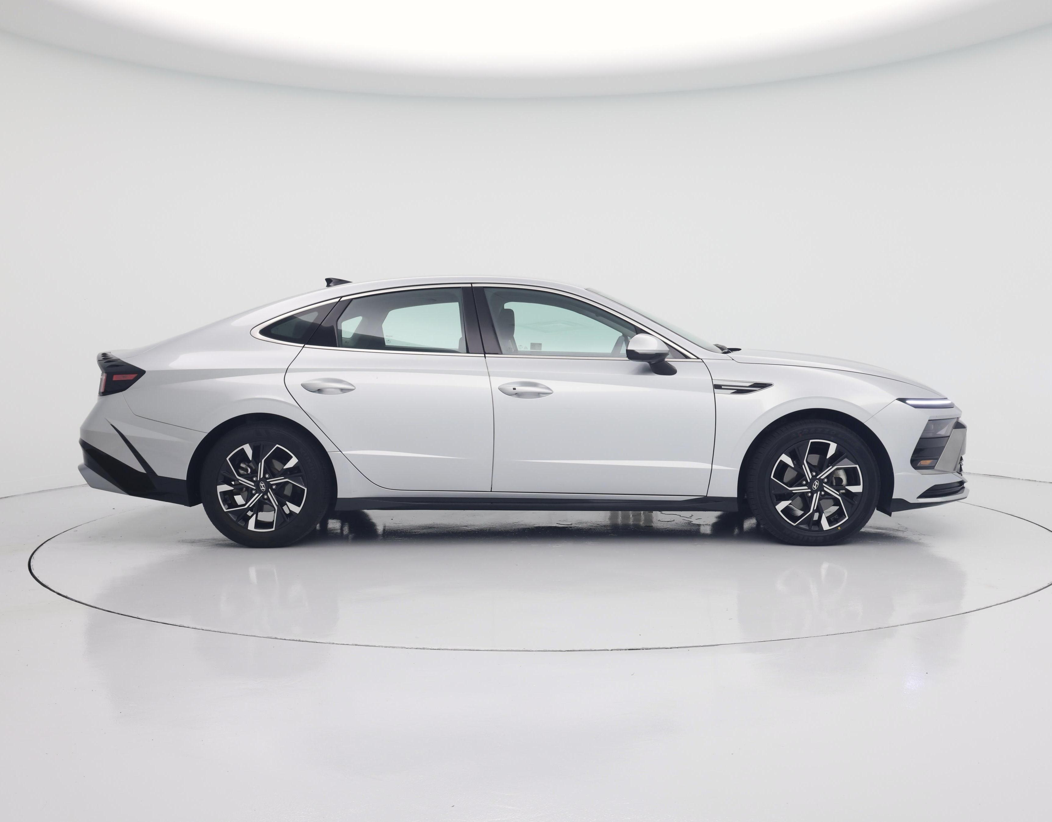 Thumbnail: 2025 Hyundai Sonata - 7