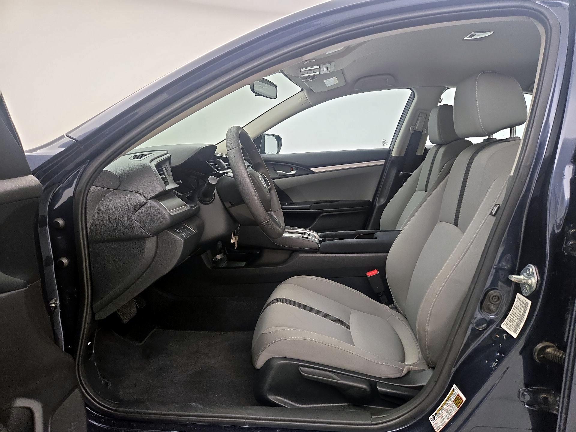 Thumbnail: 2016 Honda Civic - 11