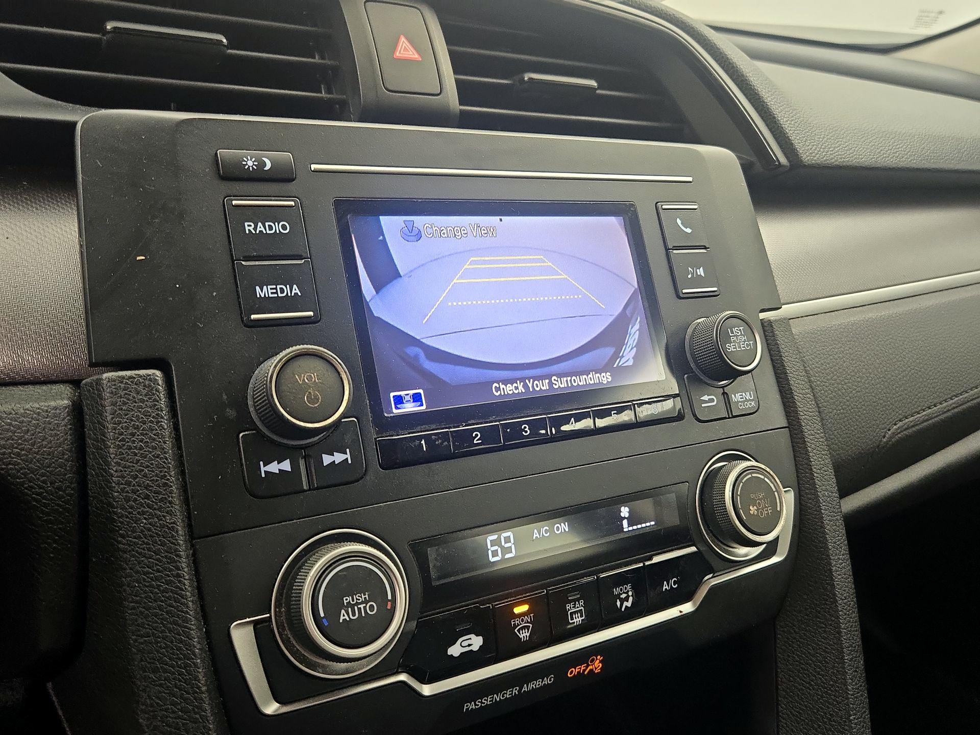 Thumbnail: 2016 Honda Civic - 14