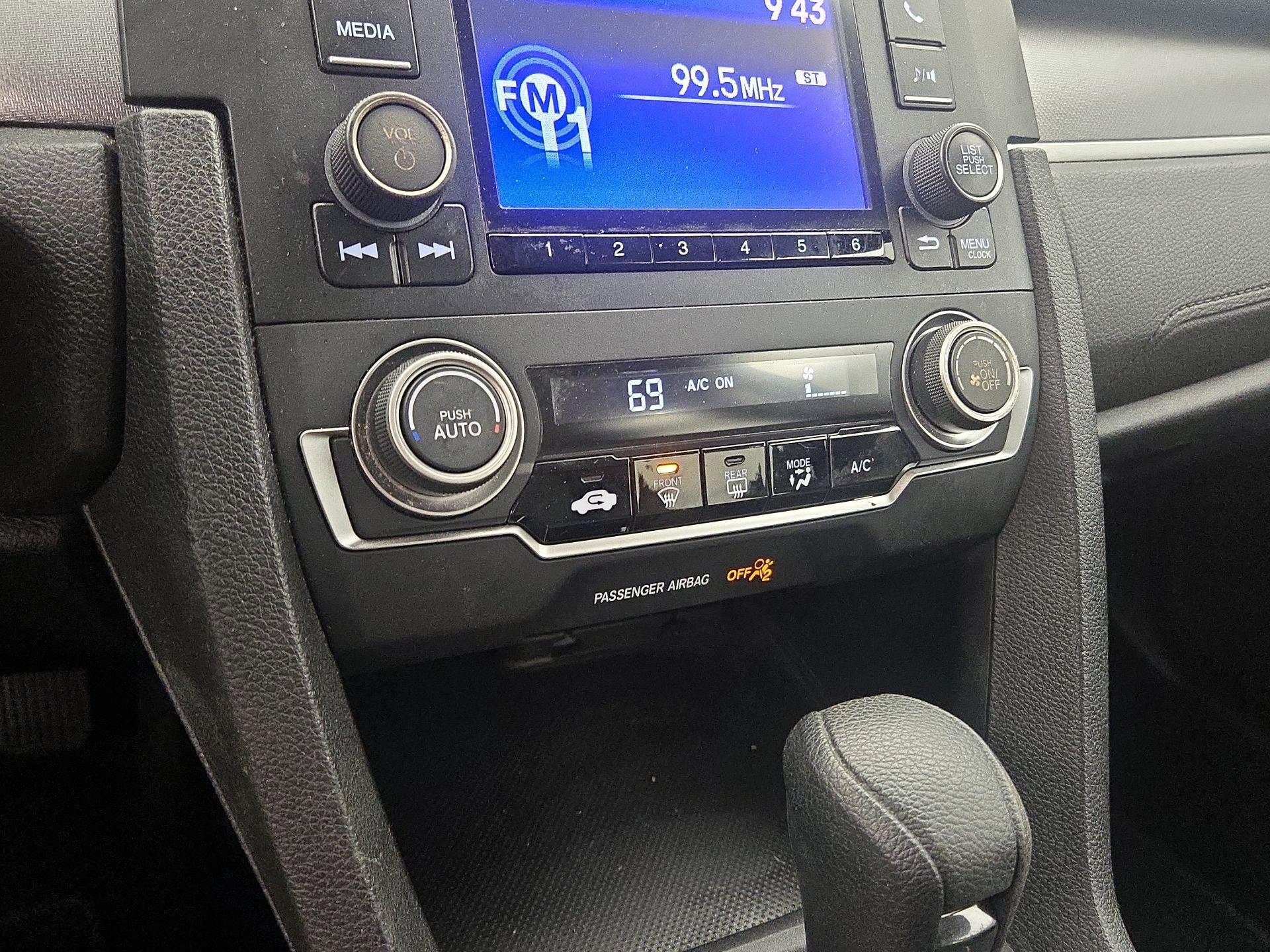 Thumbnail: 2016 Honda Civic - 16