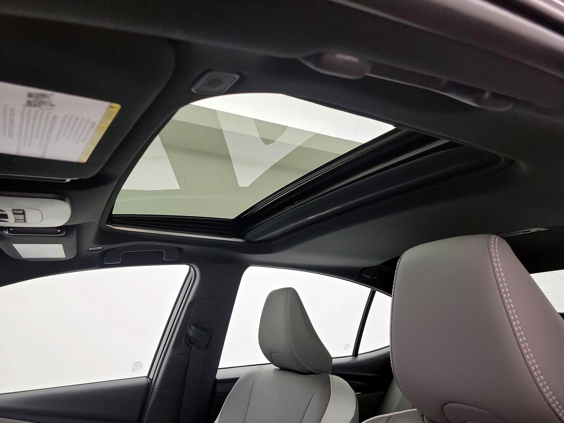 Thumbnail: 2026 Toyota Camry - 19