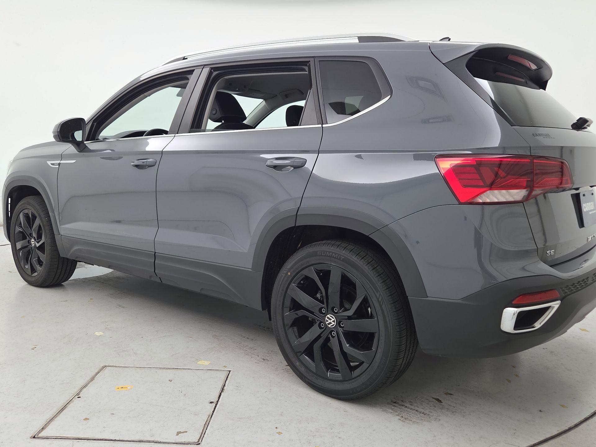 Thumbnail: 2022 Volkswagen Taos - 7