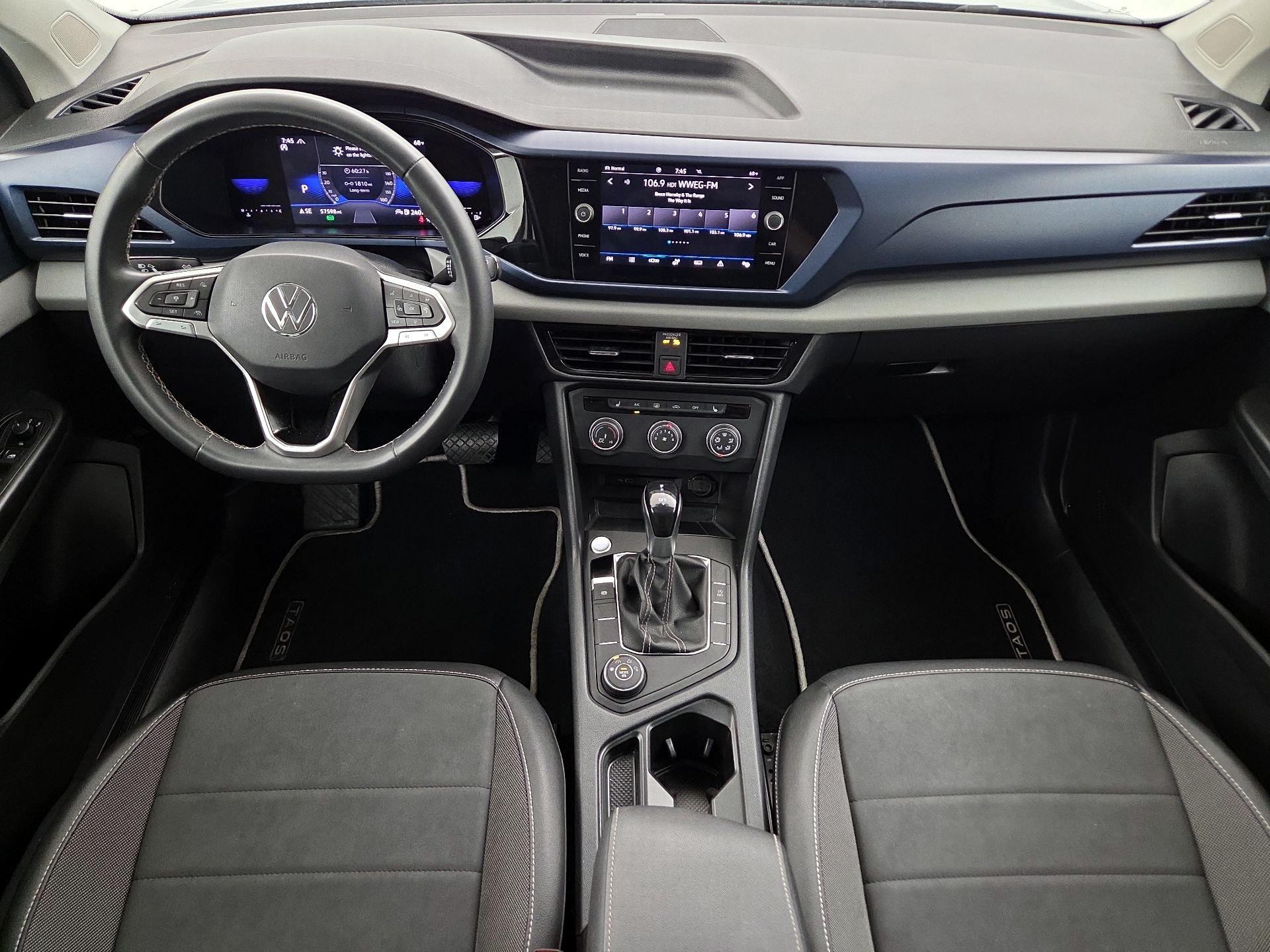 Thumbnail: 2022 Volkswagen Taos - 8