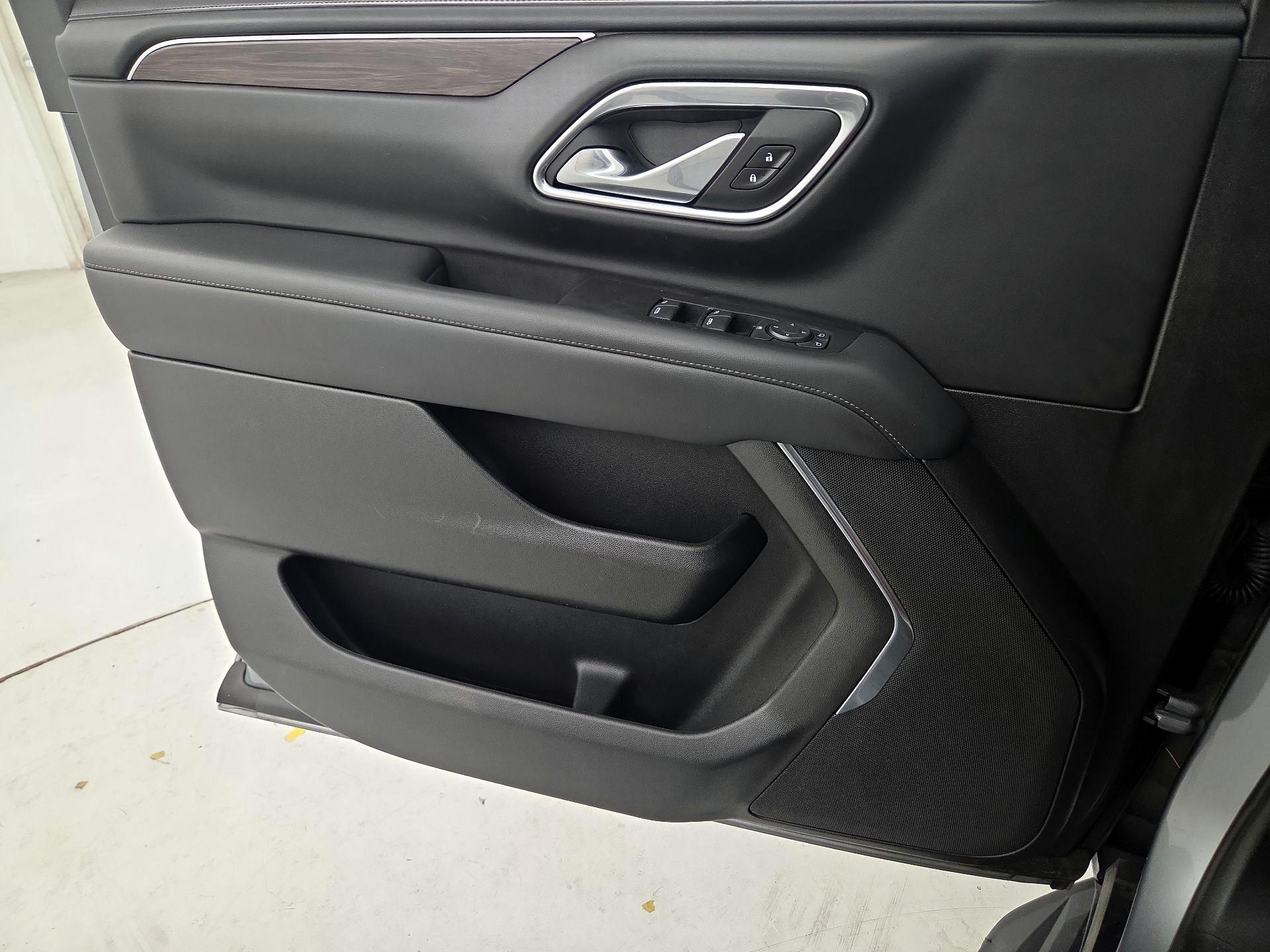 Thumbnail: 2023 Chevrolet Tahoe - 12