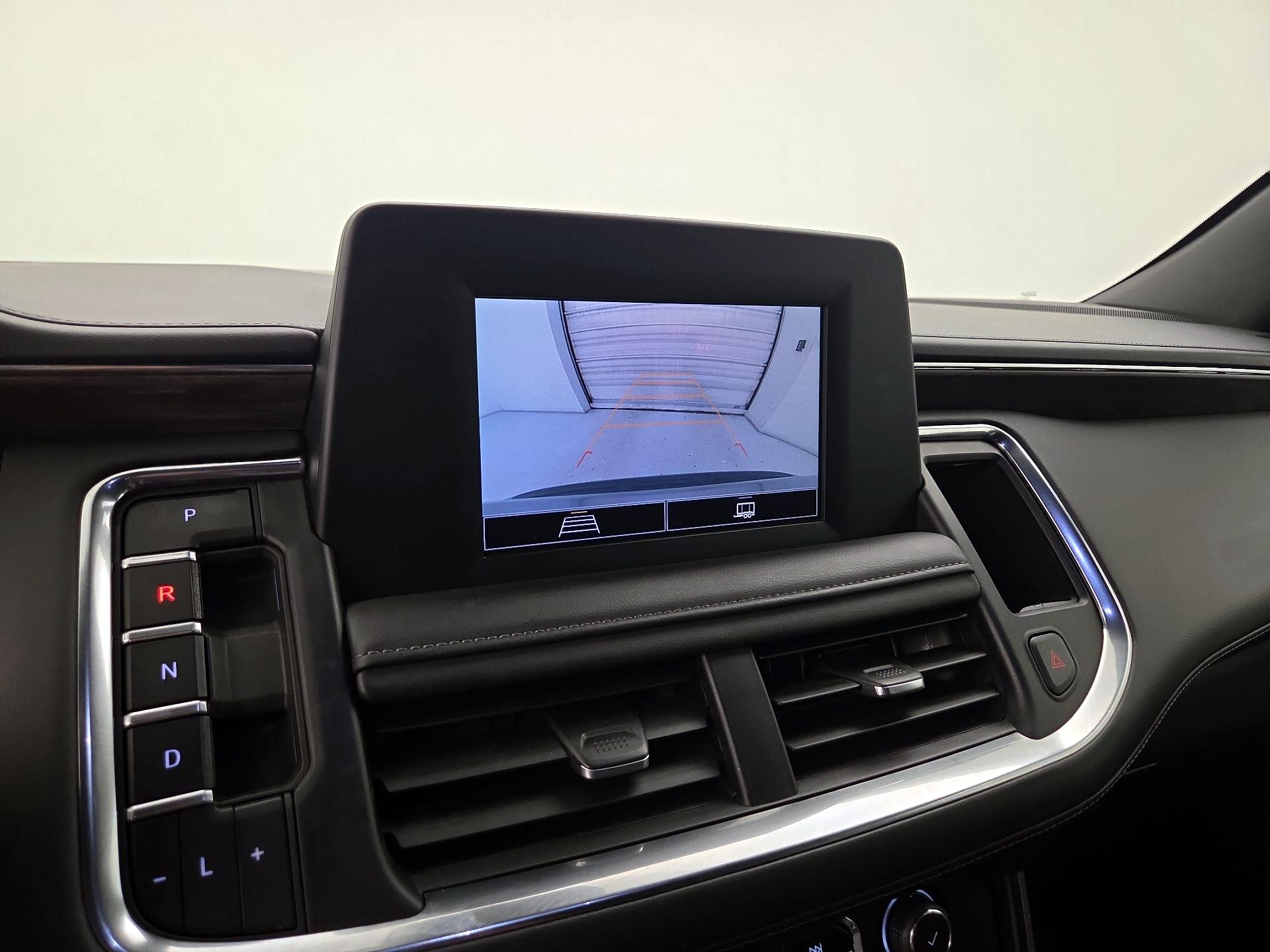 Thumbnail: 2023 Chevrolet Tahoe - 14