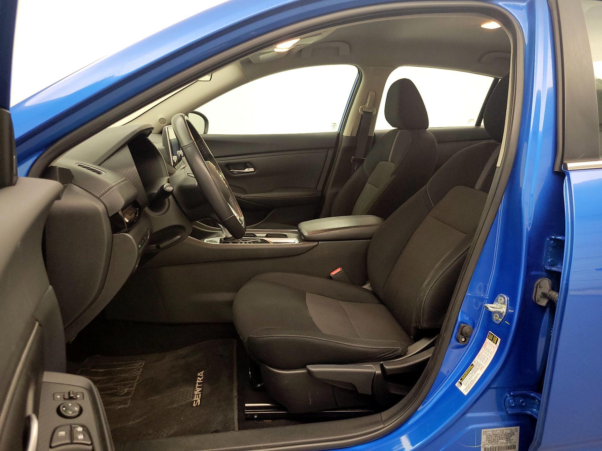 Thumbnail: 2023 Nissan Sentra - 11