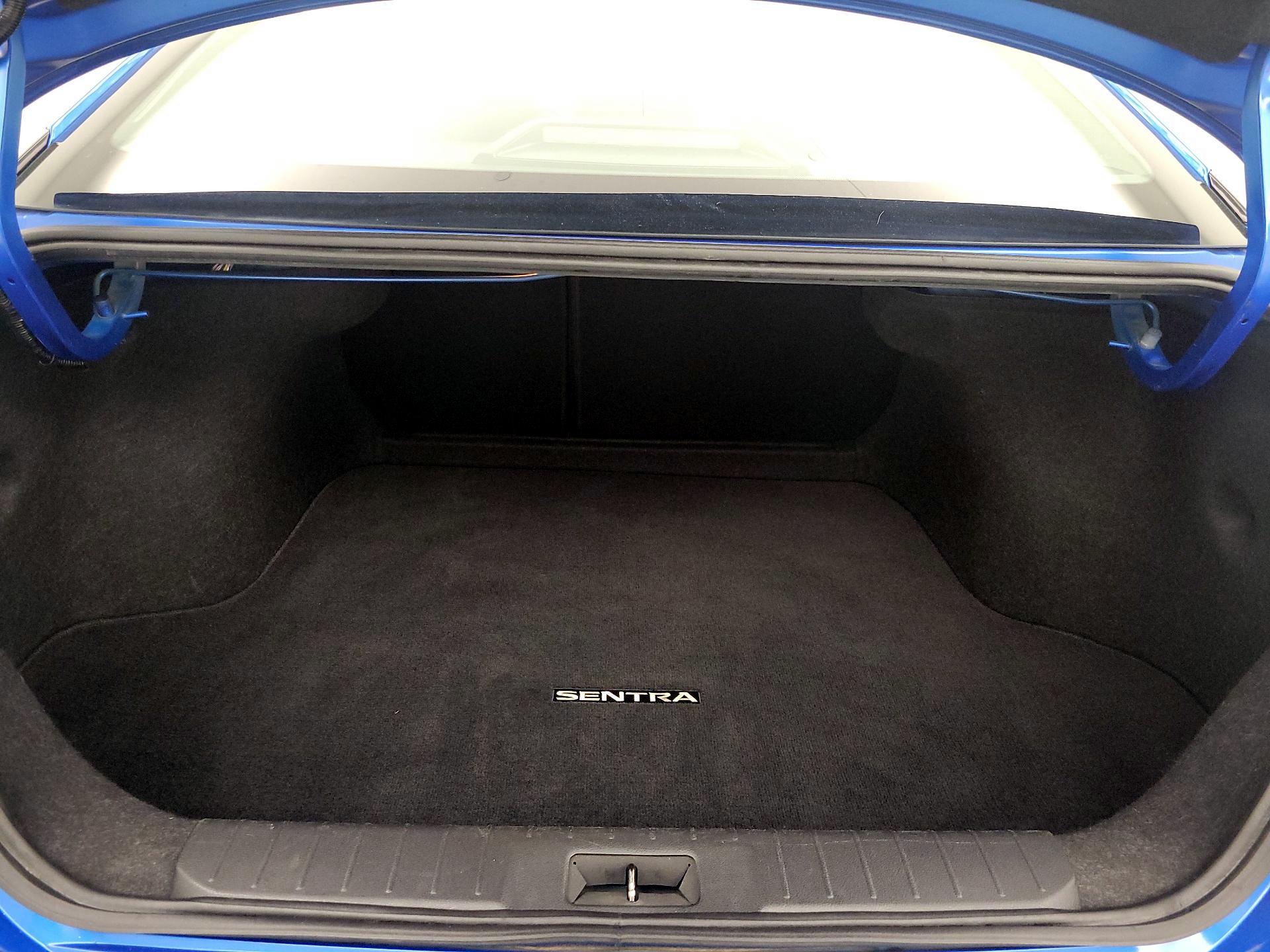 Thumbnail: 2023 Nissan Sentra - 20