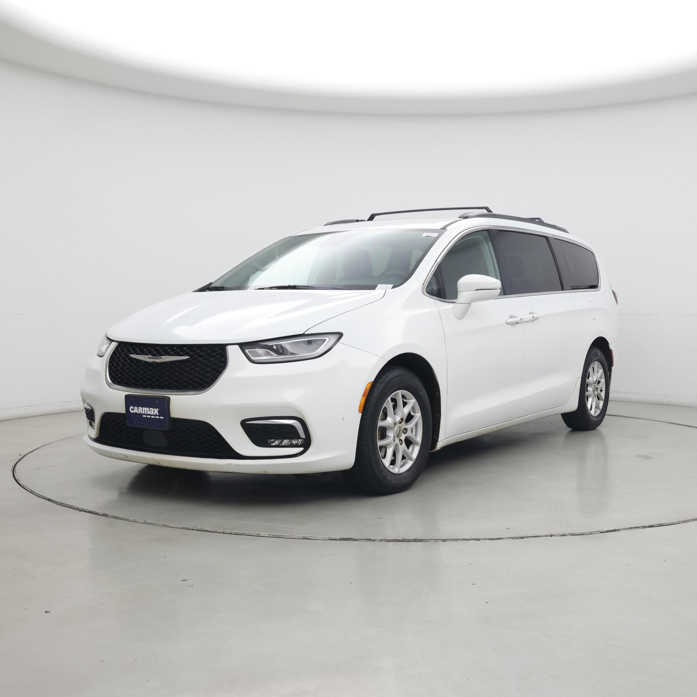 Thumbnail: 2022 Chrysler Pacifica - 4