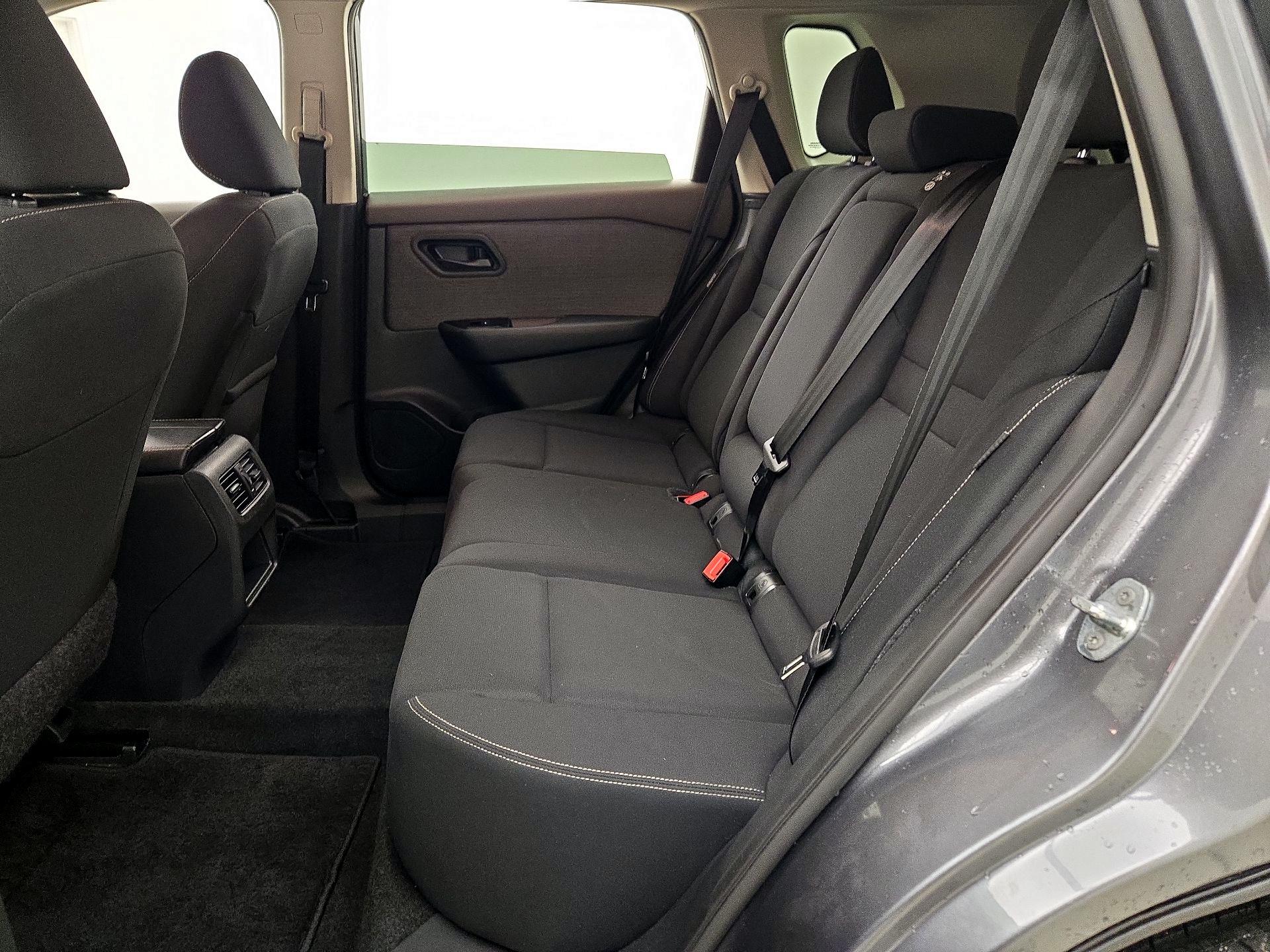 Thumbnail: 2023 Nissan Rogue - 17