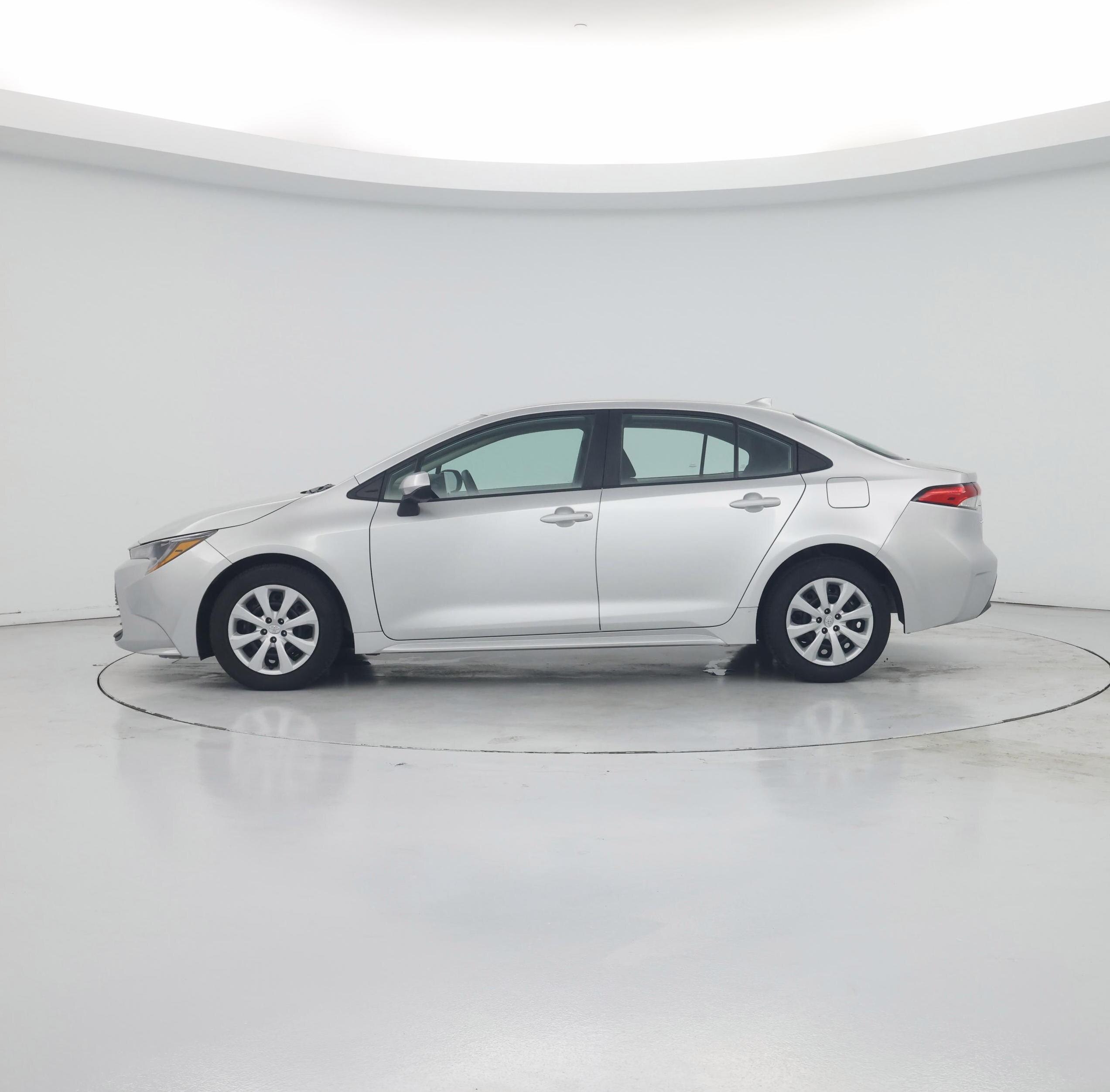 Thumbnail: 2023 Toyota Corolla - 3