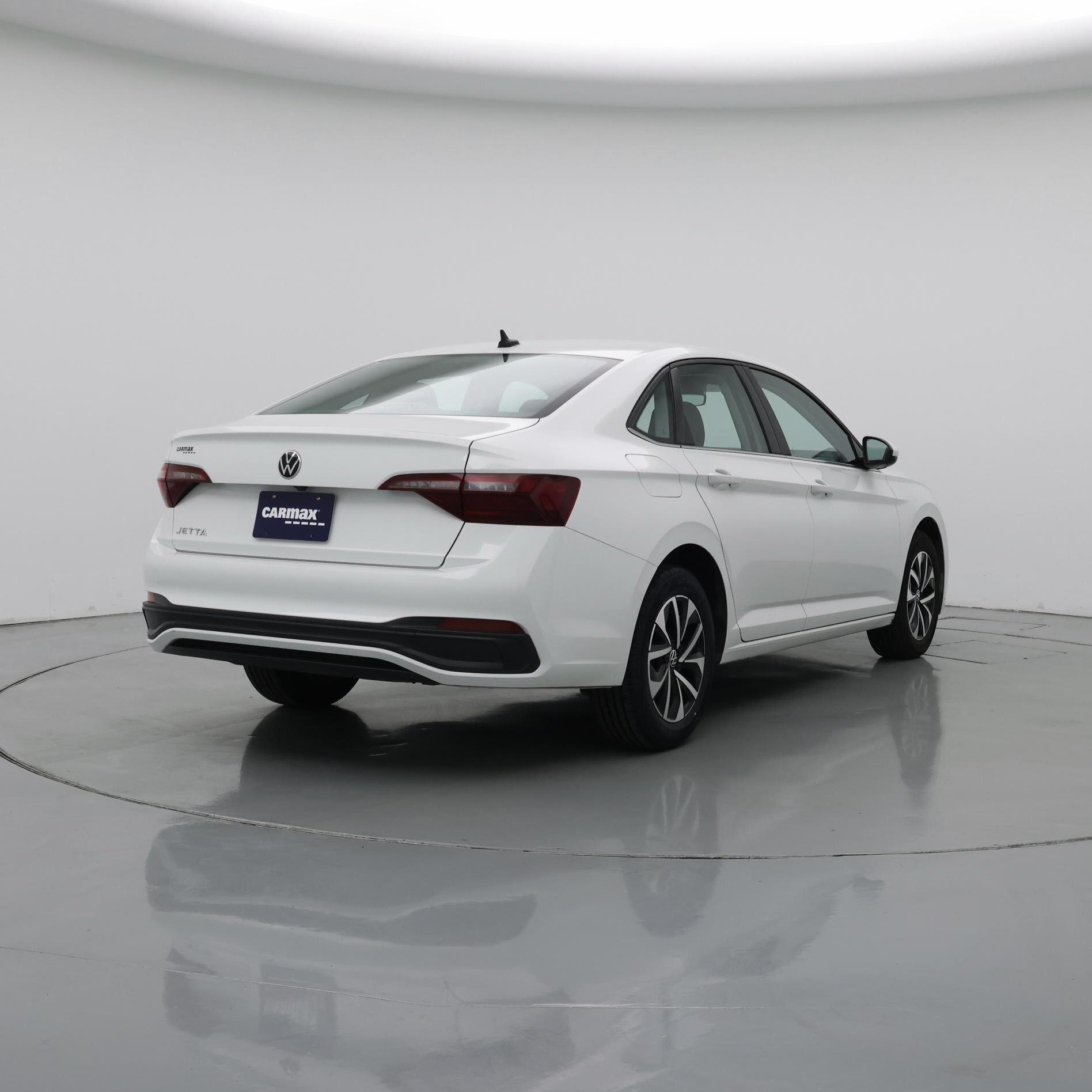 Thumbnail: 2024 Volkswagen Jetta - 8