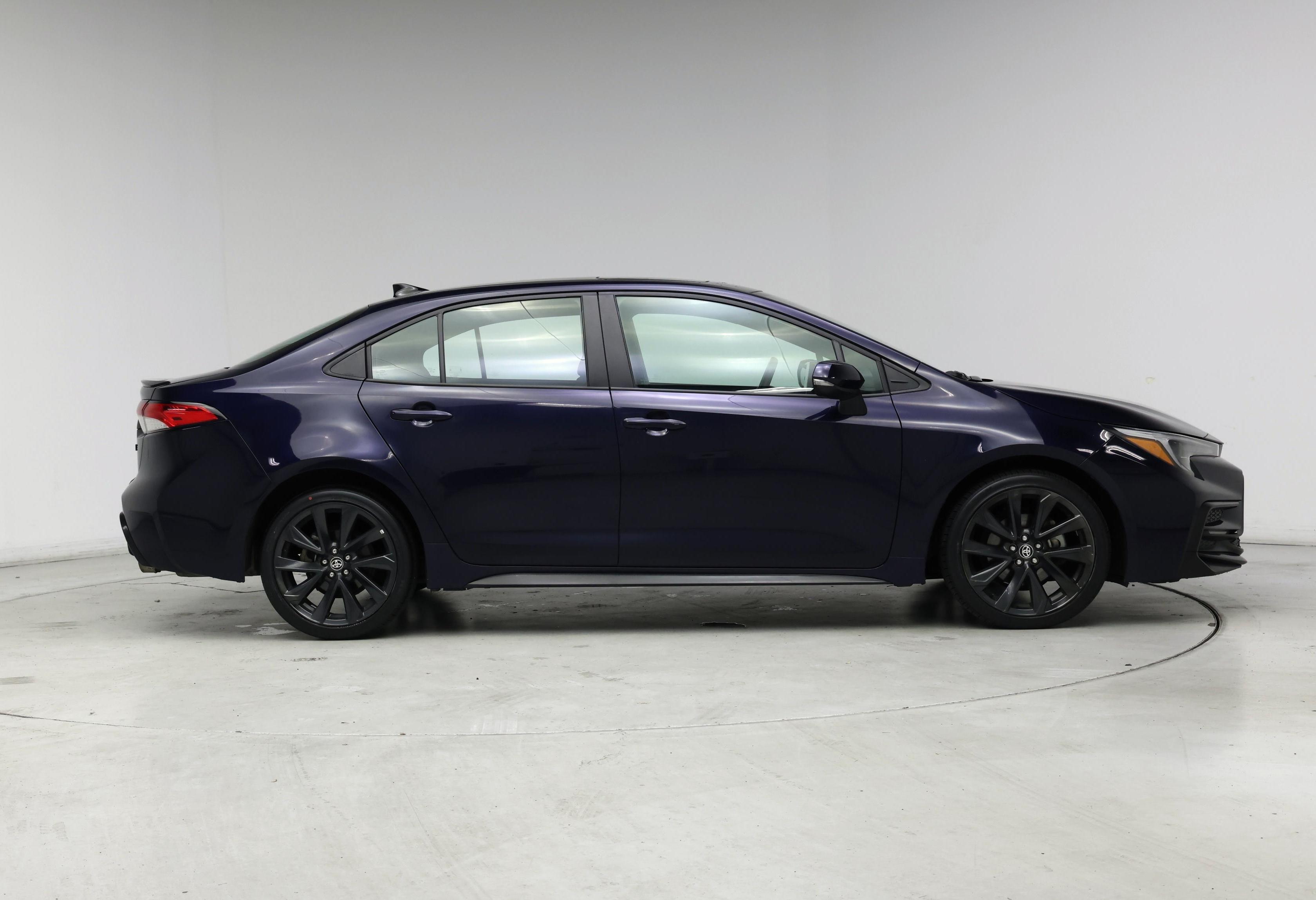 Thumbnail: 2023 Toyota Corolla - 7