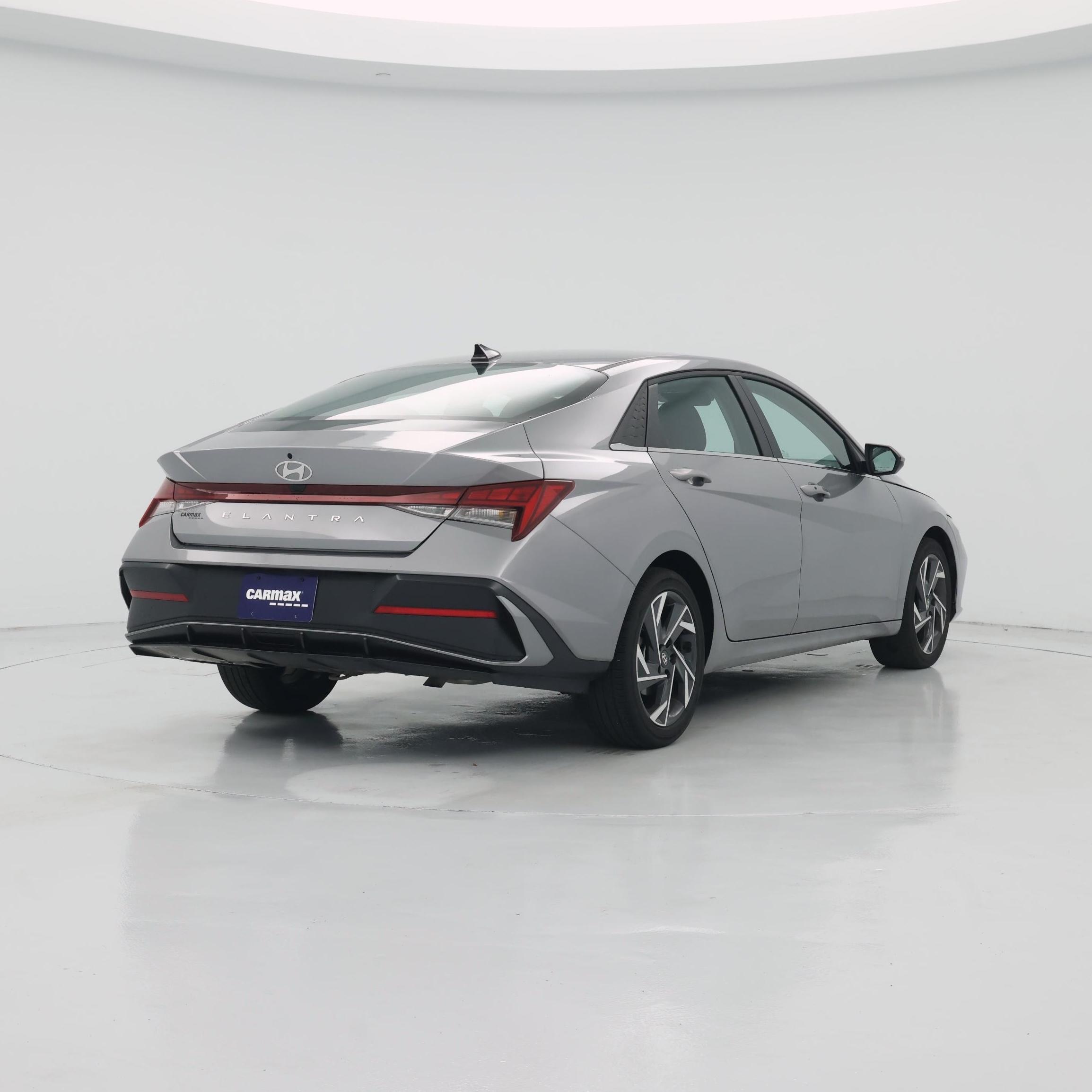 Thumbnail: 2025 Hyundai Elantra - 8