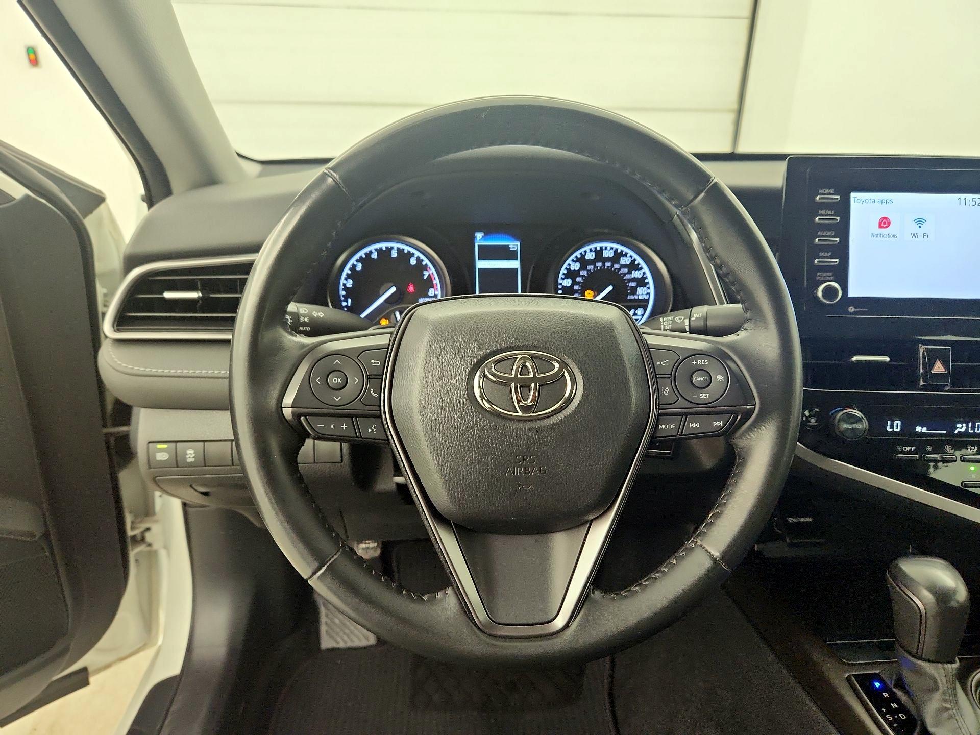 Thumbnail: 2023 Toyota Camry - 10