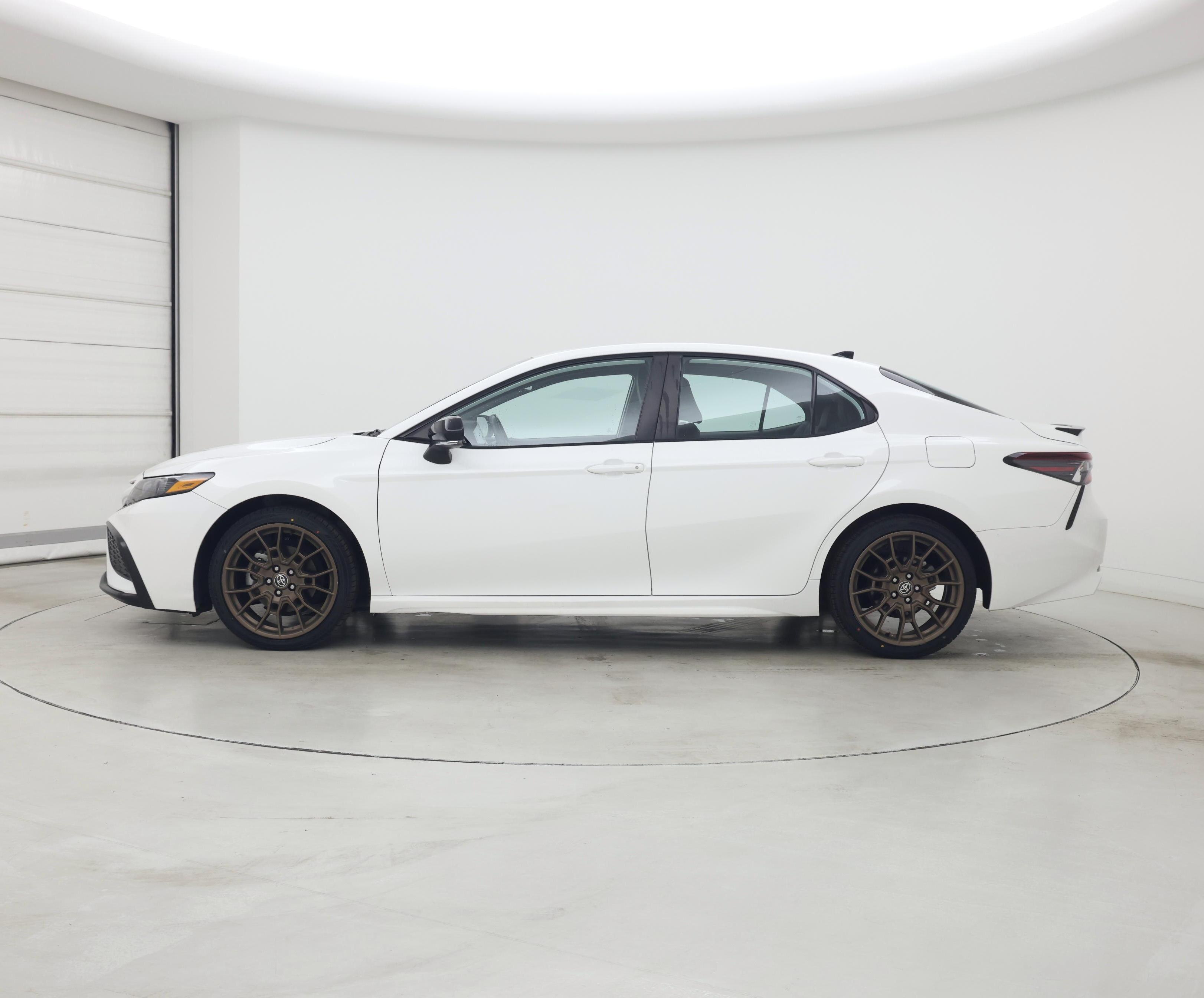 Thumbnail: 2023 Toyota Camry - 3