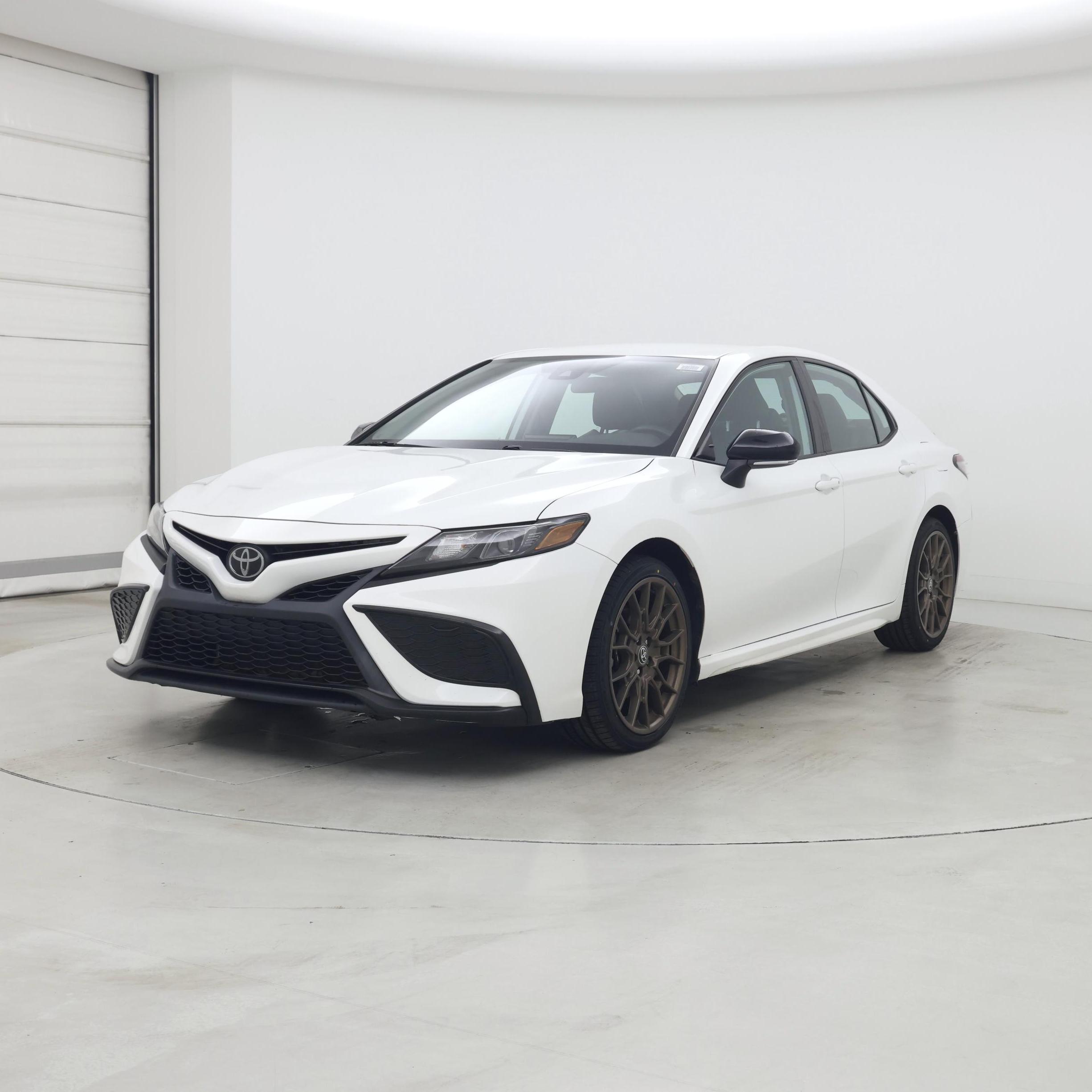 Thumbnail: 2023 Toyota Camry - 4