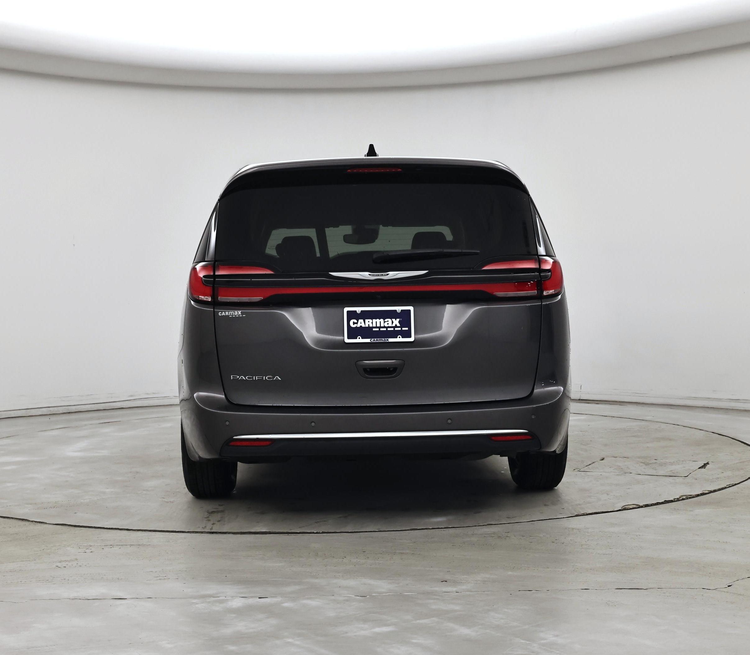 Thumbnail: 2023 Chrysler Pacifica - 6